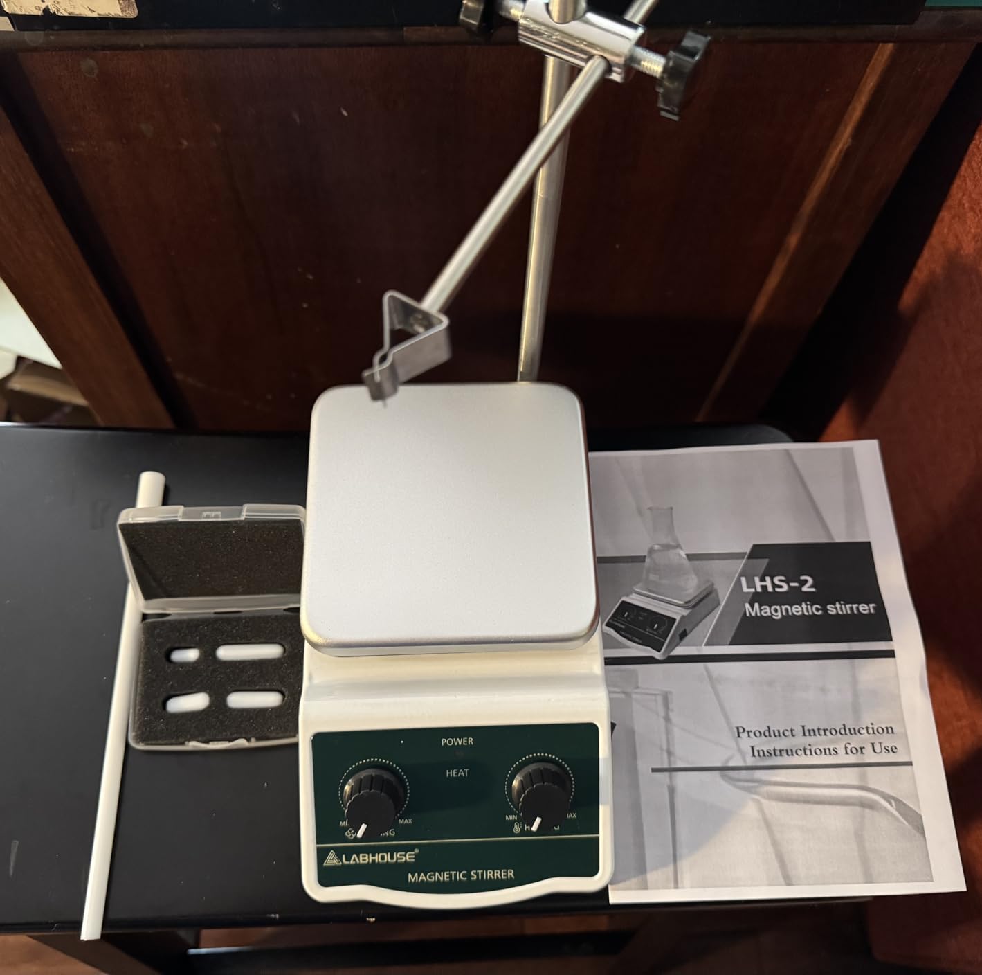 LHS-2 Magnetic Stirrer Hot Plate, 300°C/572°F, 2000RPM, 2L customer photo 1