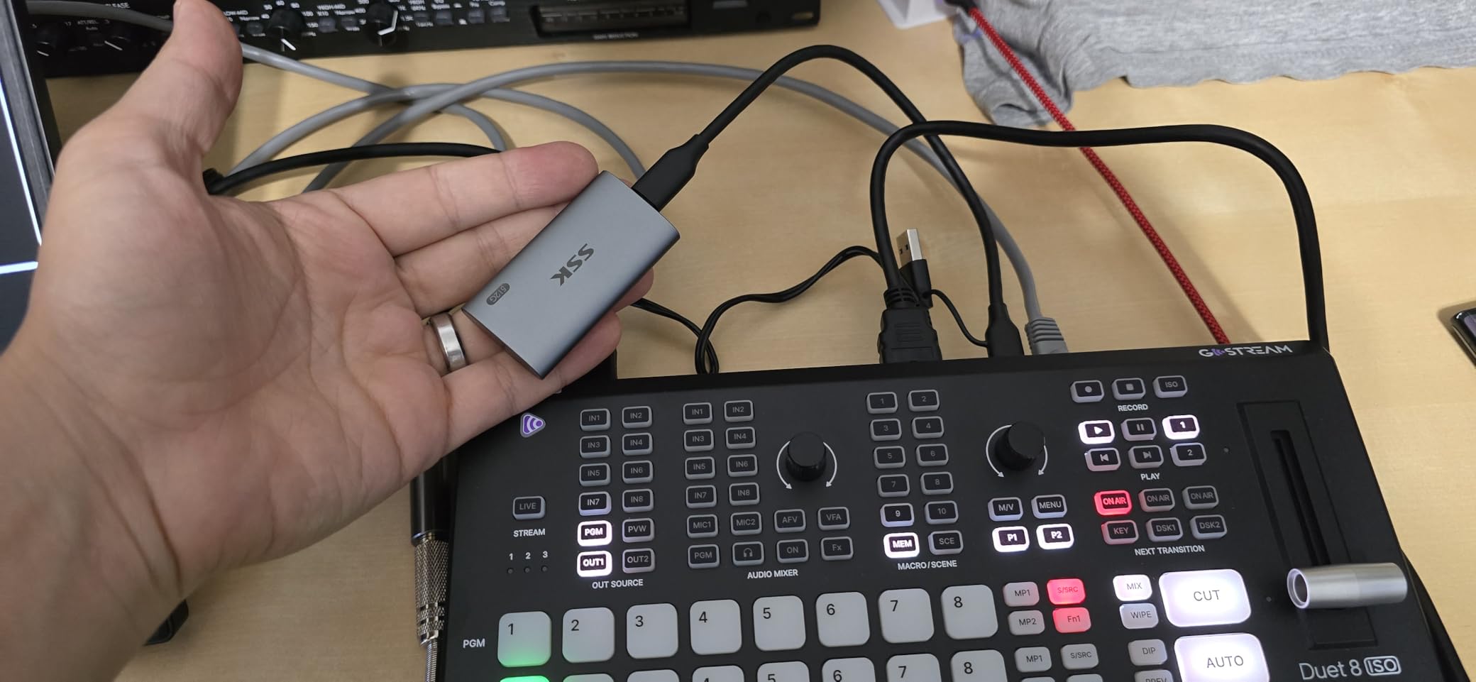 Osee GoStream Duet 8 ISO Live Streaming Video Switcher, 4 HDMI & 4 SDI customer photo 1