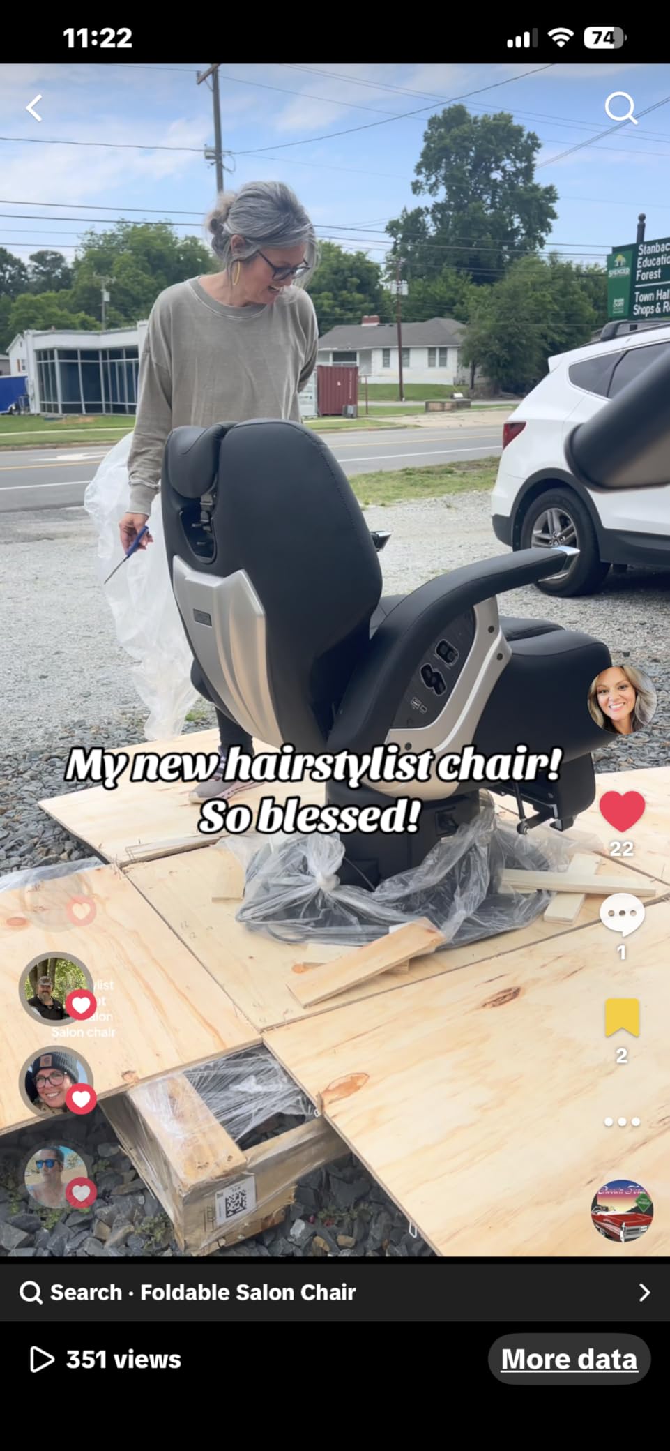 BarberAct Vanguard Electric Barber Chair, Fully Electric Reclining Chair customer photo 2