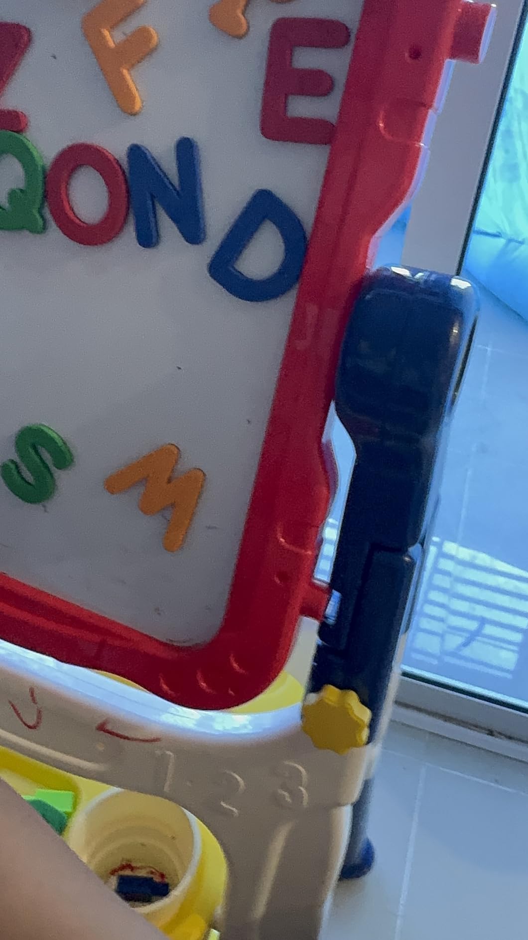 Easel for Kids Toys, Double-Sided Magnetic Painting Board customer photo 2
