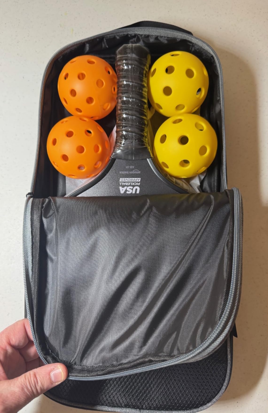 Amazon Basics Pickleball Paddles Set of 2, USAPA Approved Carbon Fiber Paddle with 4 Balls, Lightweight Pickle Ball Rackets, Carry Bag & Grips customer photo 1