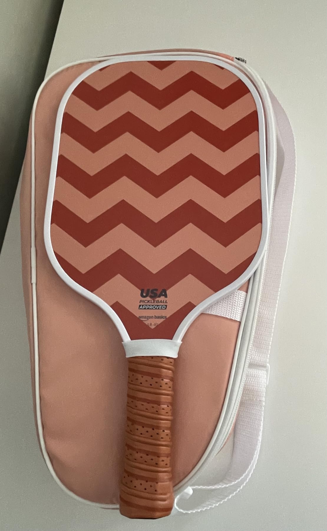 Amazon Basics Pickleball Paddles Set of 2, USAPA Approved Carbon Fiber Paddle with 4 Balls, Lightweight Pickle Ball Rackets, Carry Bag & Grips customer photo 2