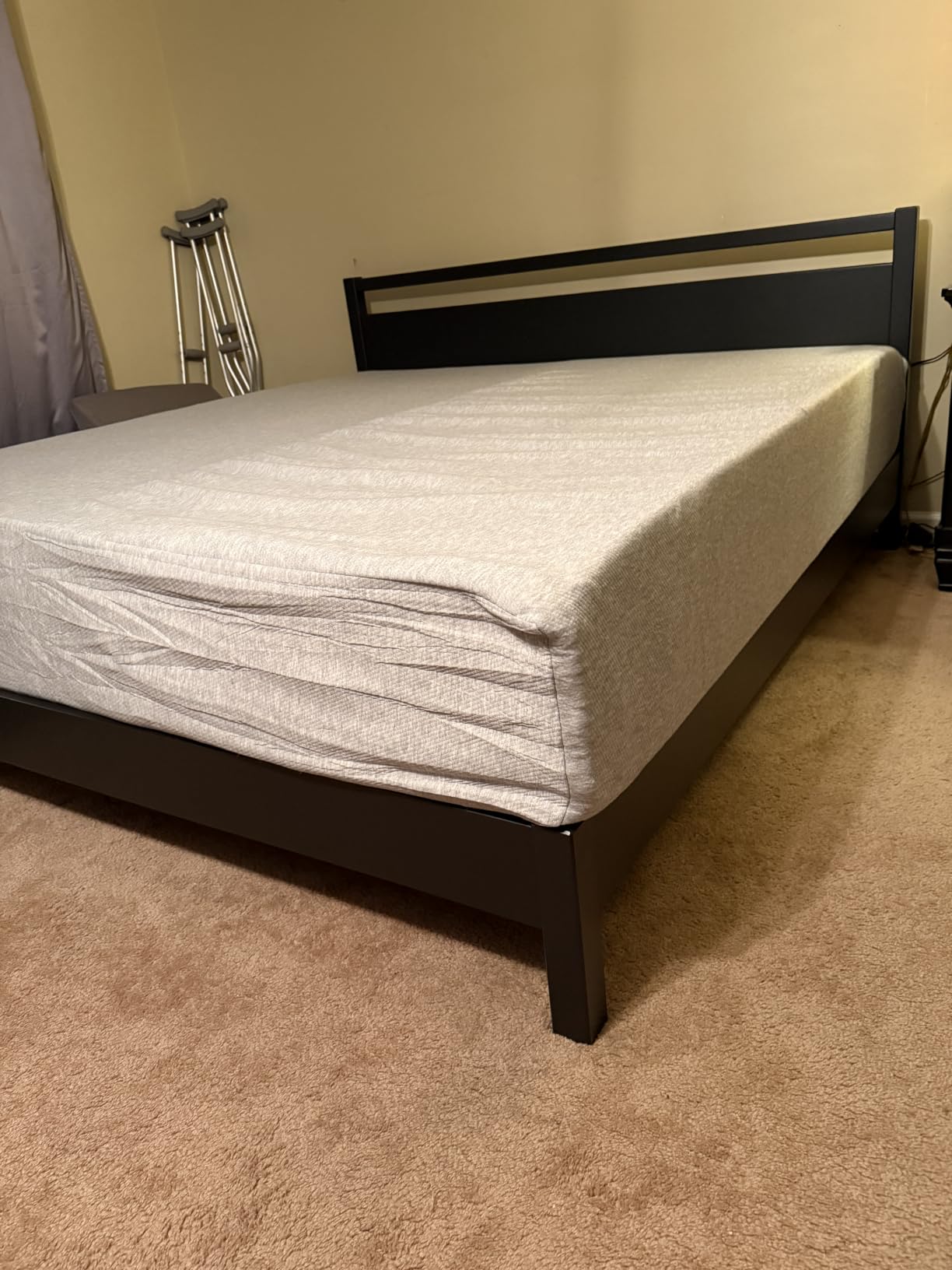 LIFEMENT Twin Mattress for Kids, 6 Inch Twin Bed Mattress, Basic Graphite Cooling Memory Foam Mattress in a Box, Pressure Relief with Medium Firm Support, CertiPUR-US Certified, 75''L x 39''W customer photo 1