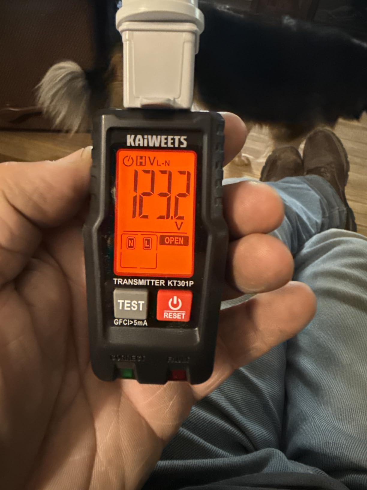 KAIWEETS Circuit Breaker Finder with LCD Display, GFCI Outlet Tester, Electrical Circuit Tracer Tool with NCV Test & Flashlight, Includes Carrying Case and Adapters- KT301P customer photo 1