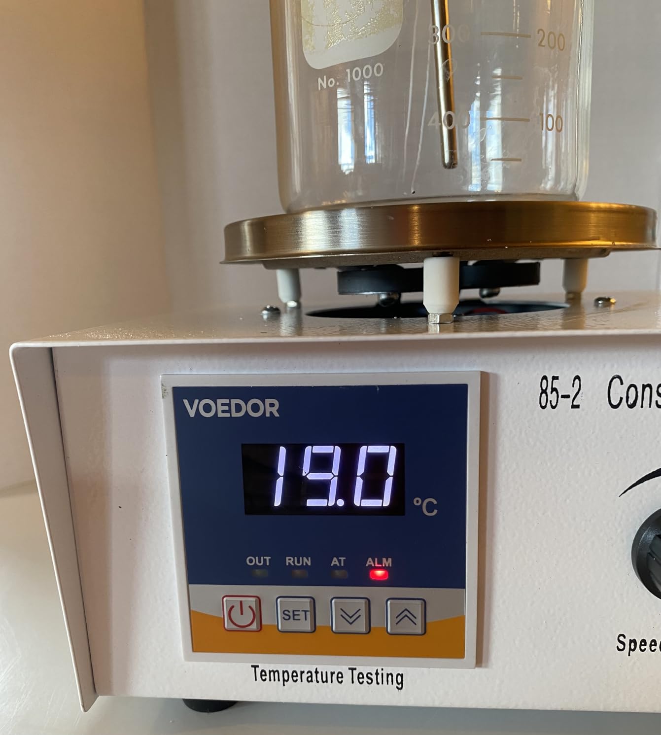 85-2 Digital Display Magnetic Stirrer with 4 Magnetic Stir Bars – Magnetic Stirrer Hot Plate, 0-2000 RPM Lab Stirring System with Temperature Probe, Stainless Steel Plate & Stand Support customer photo 2