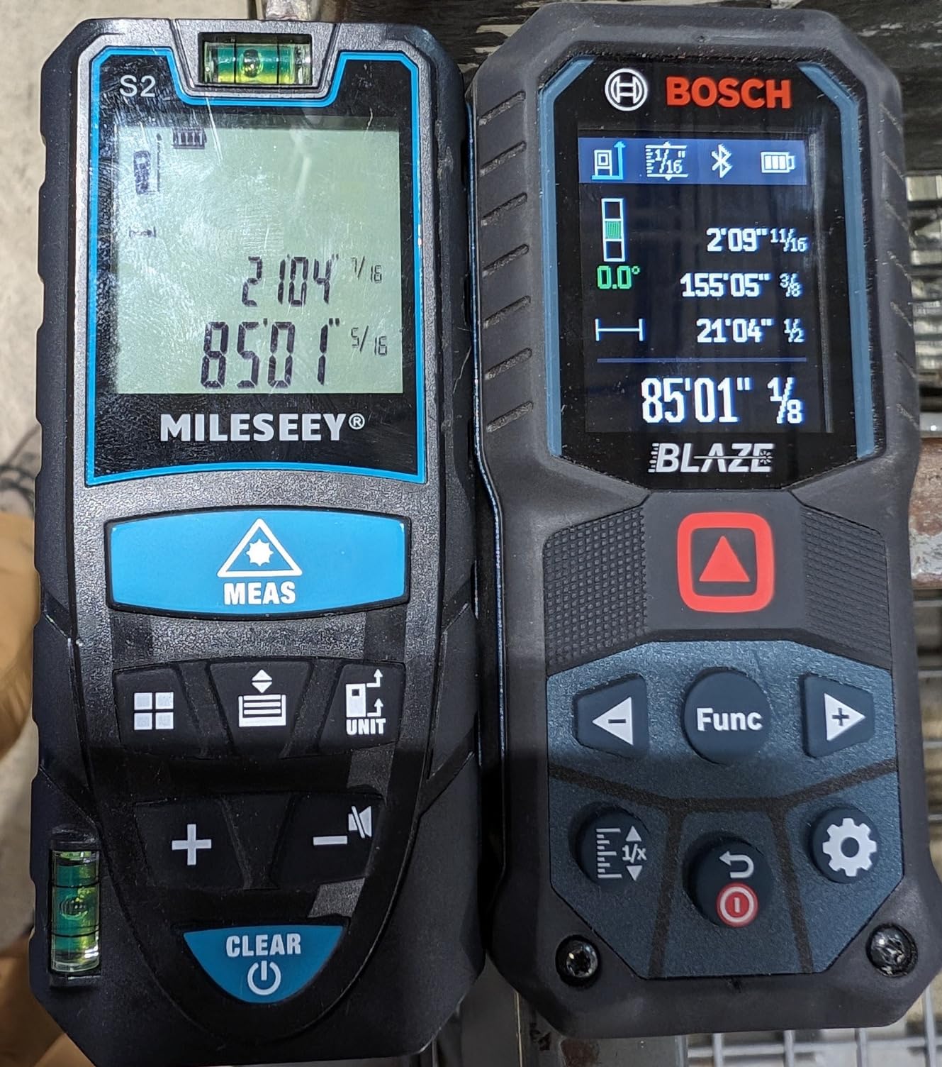 Laser Measure,RockSeed Digital Laser Distance Meter with 2 Bubble Levels,Portable M/in/Ft Unit Switching Backlit LCD and Measuring Distance/Area/Volume/Pythagorean customer photo 1