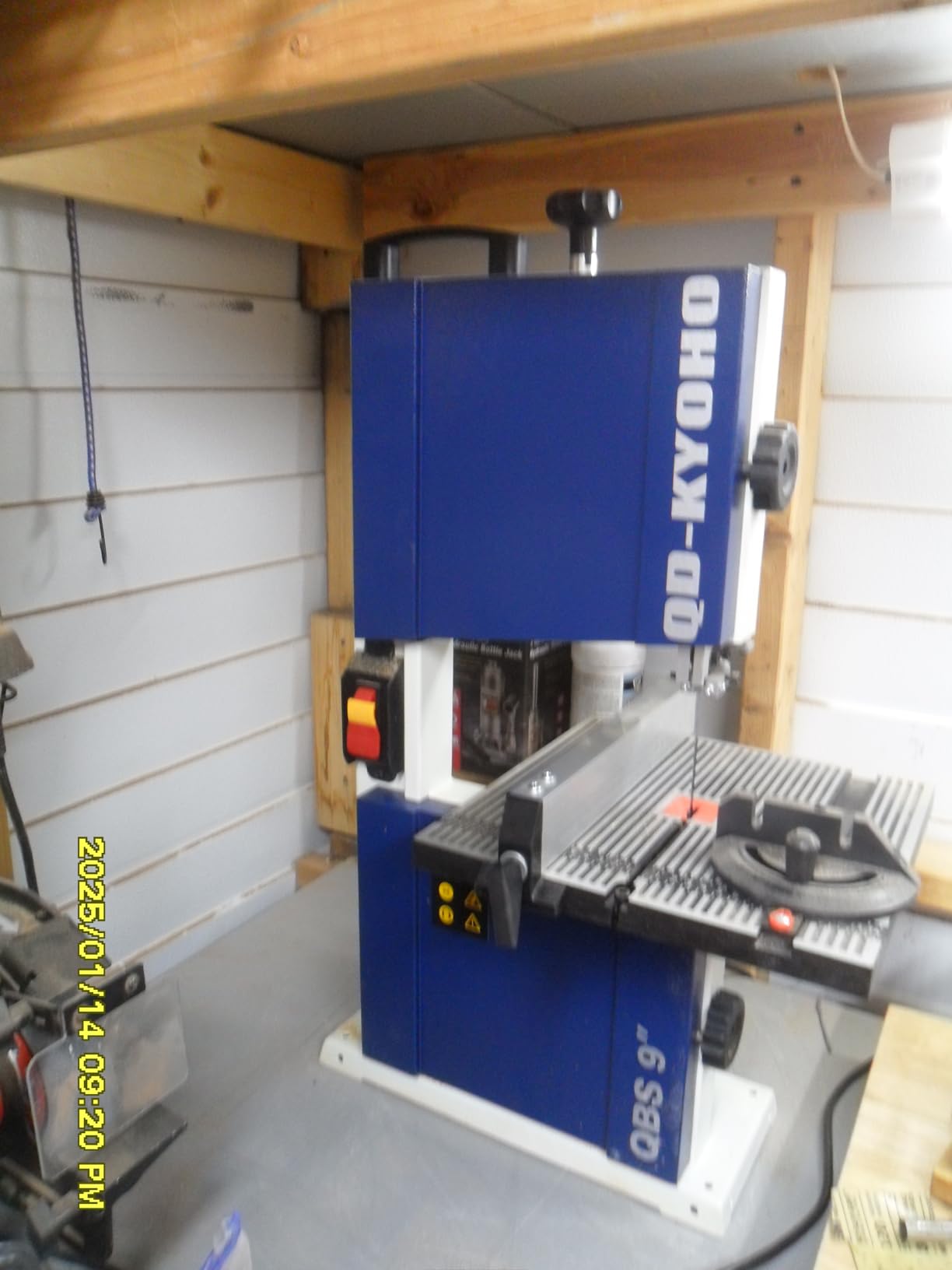 Band Saw, Portable 9-Inch Bandsaw for Woodworking, 2526 FPM Benchtop, 1/3 HP(output), 120 V 2.5-Amp Motor, Band Saws with Cast-Aluminum Worktable with Scale, Steel Bandsaws with Miter Gaug customer photo 1