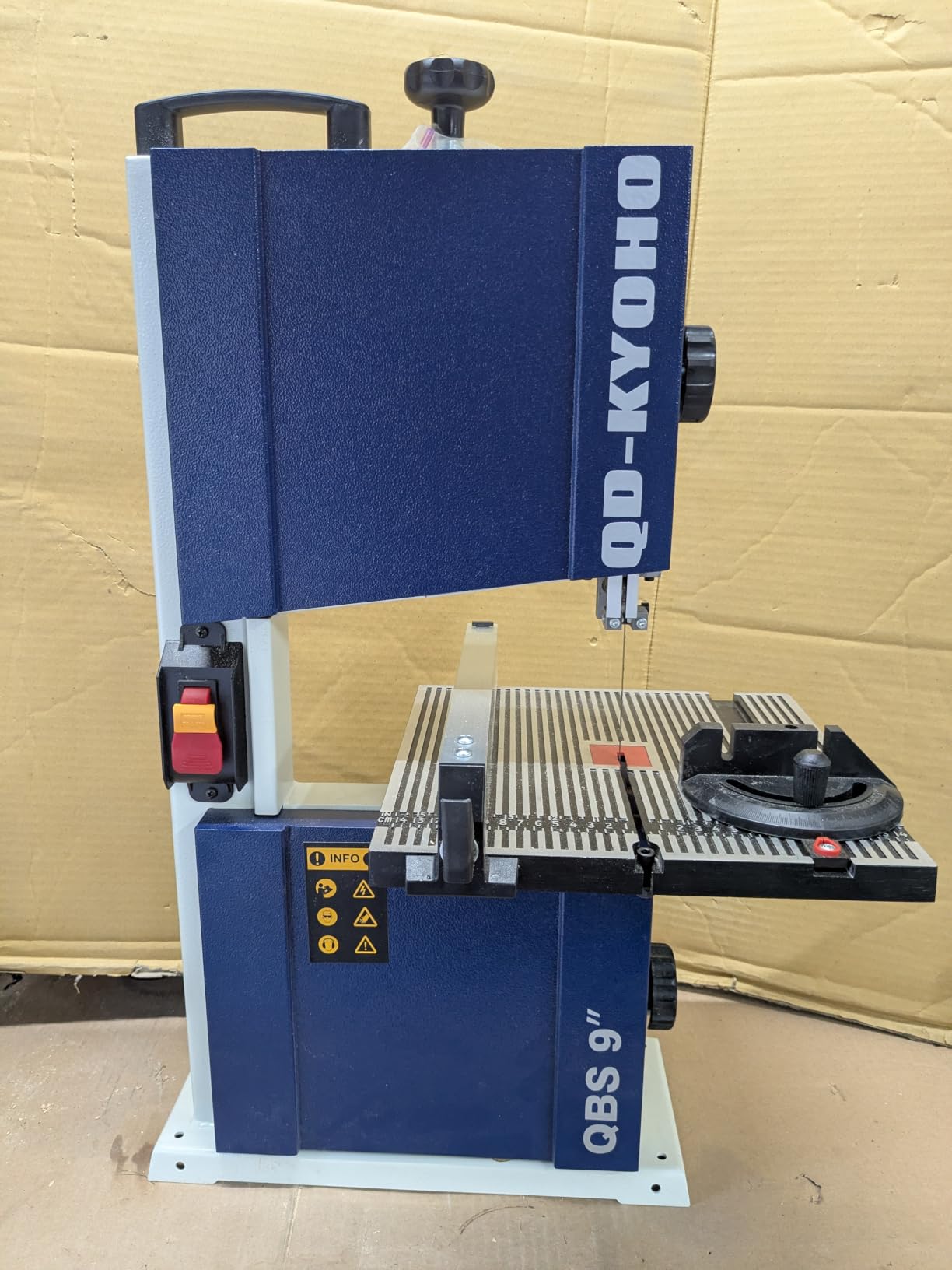 Band Saw, Portable 9-Inch Bandsaw for Woodworking, 2526 FPM Benchtop, 1/3 HP(output), 120 V 2.5-Amp Motor, Band Saws with Cast-Aluminum Worktable with Scale, Steel Bandsaws with Miter Gaug customer photo 2