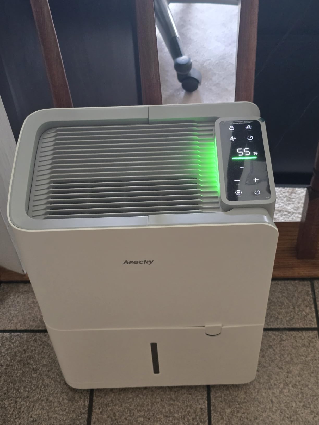 AEOCKY 50 Pint/Day, 3500Sq.Ft Ultra-Quiet 40dB Dehumidifier with Drain Hose customer photo 1