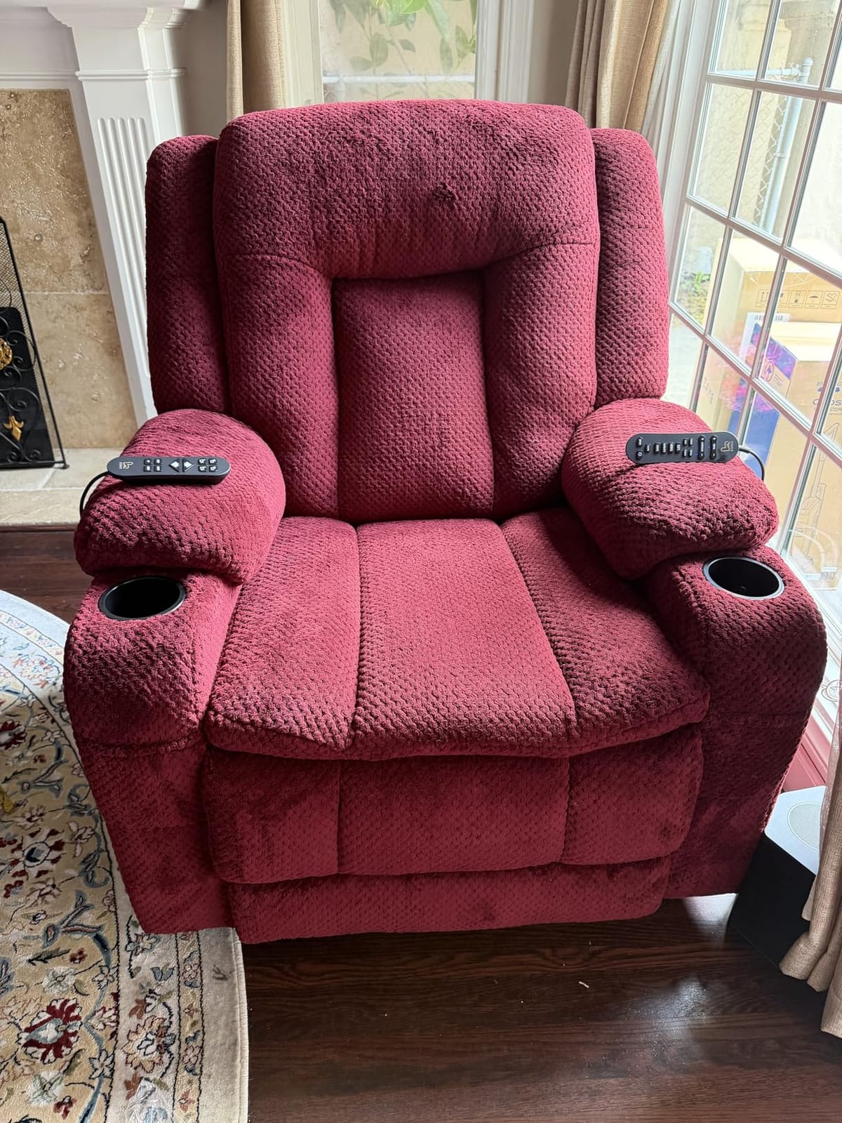 EONIX Large Dual Motor Lay Flat Power Lift Recliner Chair, Massage & Heat customer photo 2