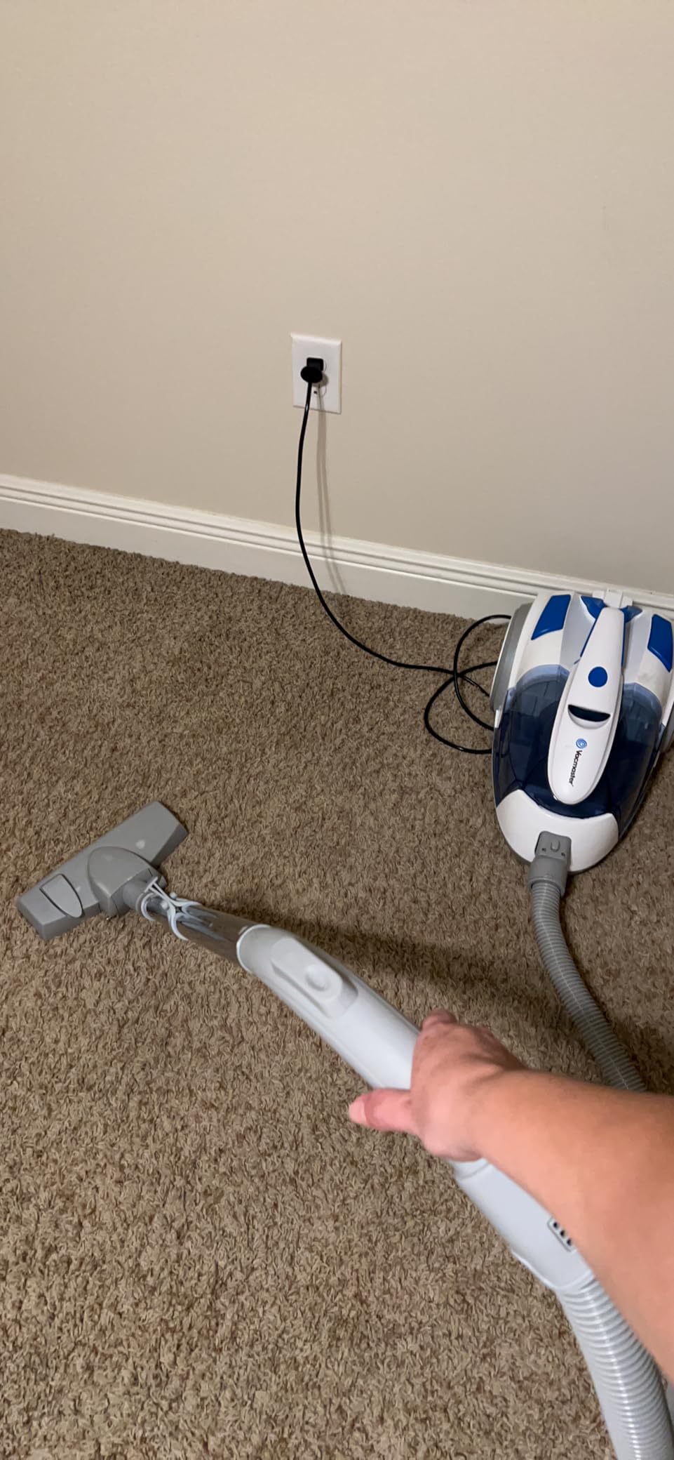 Vacmaster Ultra Silent Bagless Canister Vacuum CC0501 customer photo 2