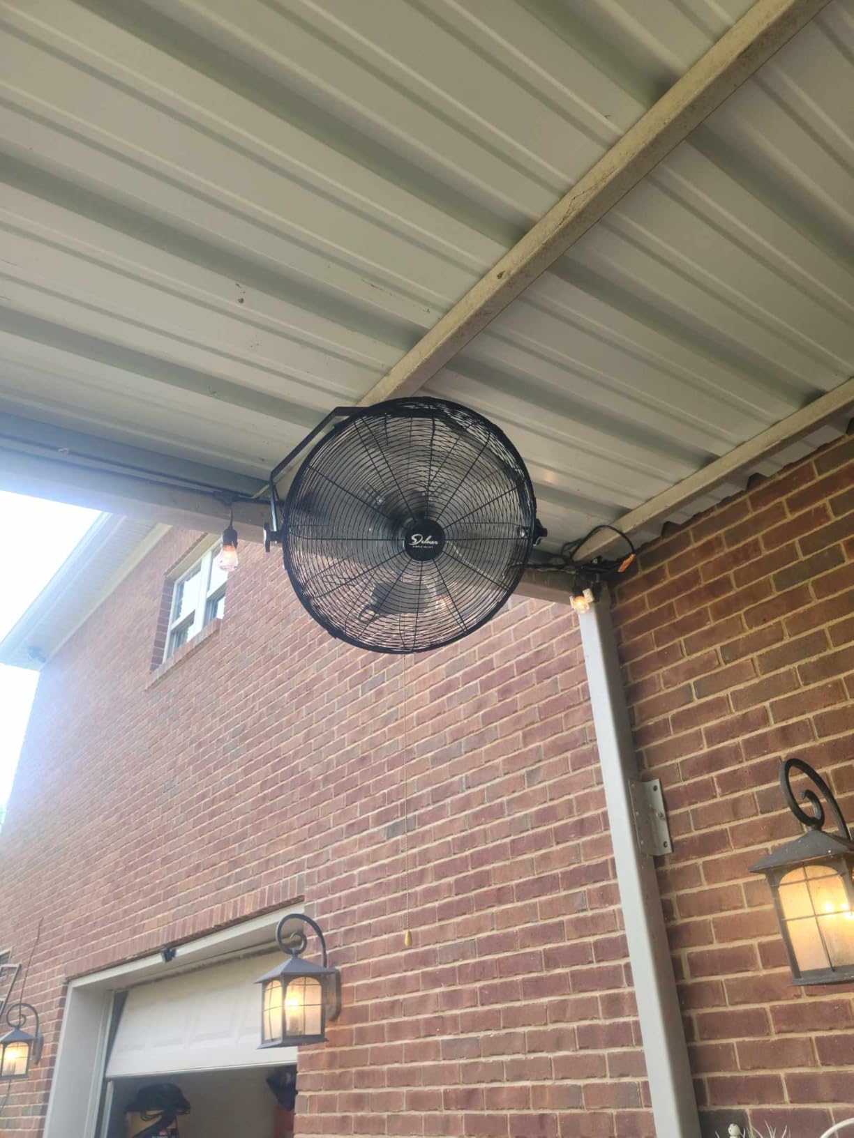Simple Deluxe 18 Inch Industrial Wall Mount Fan, Max 4200 CFM 3 Speed Commercial Ventilation Metal Fan for Warehouse, Greenhouse, Workshop, Patio, Factory and Basement - High Velocity customer photo 1