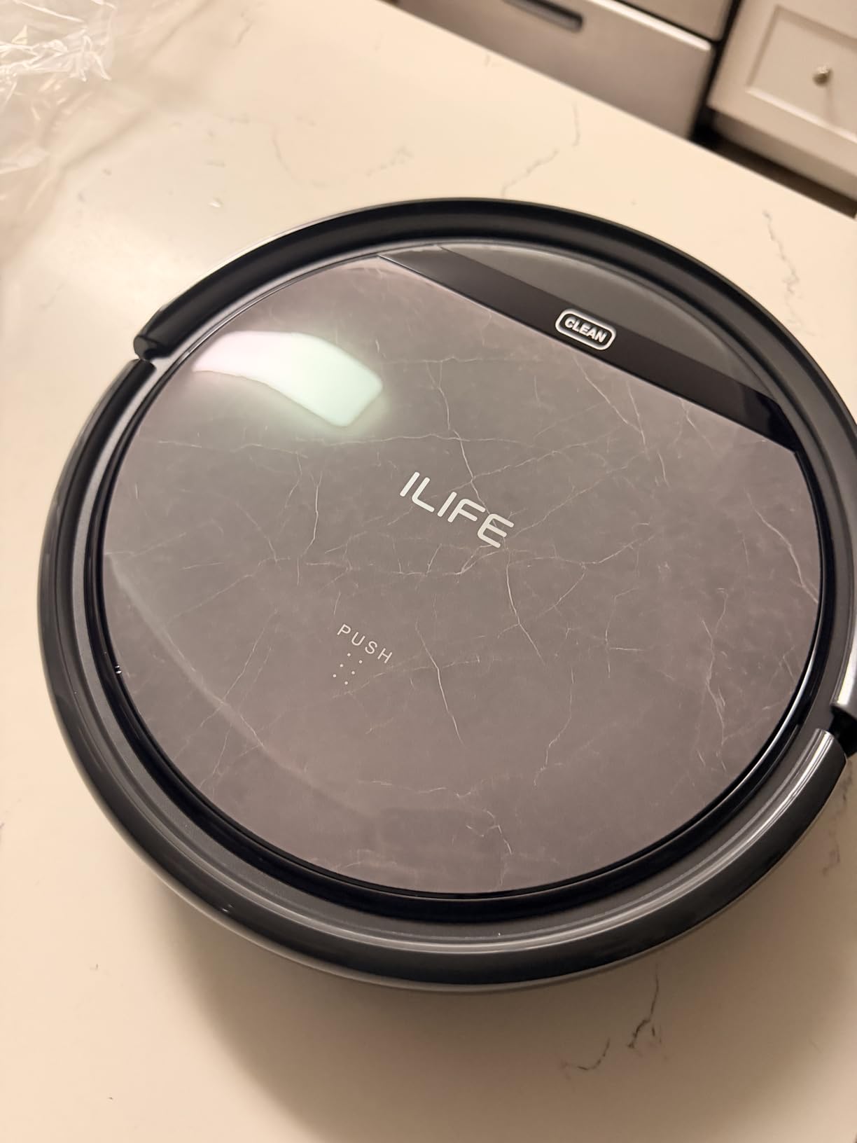 ILIFE V5s Max Robot Vacuum, 4000Pa Strong Suction, Gyro Navigation customer photo 2