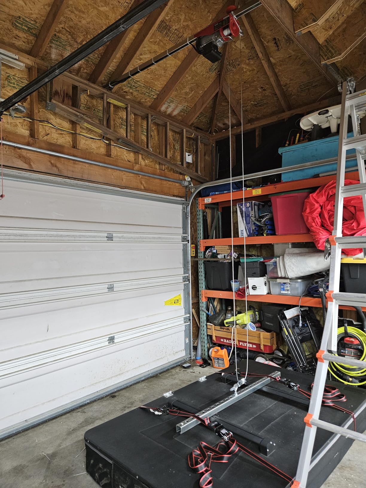 VEVOR 6000 lbs Electric Chain Hoist 30 ft Lift Three-Phase Overhead Crane, Double G100 Chain with 328 ft Wireless & 27 ft Wired Remote Control, 208-240V/440-480V, for Factories, Warehouses, Garages customer photo 1