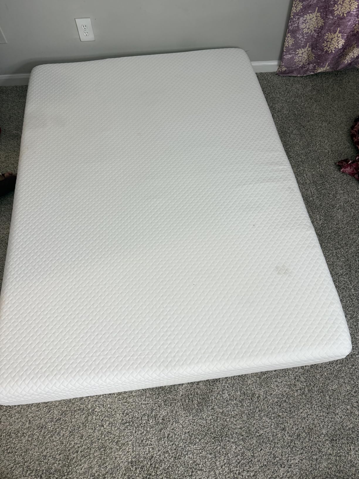 EGOHOME Short Queen Mattress 8 Inch Gel Memory Foam Mattress, Medium Firm customer photo 2
