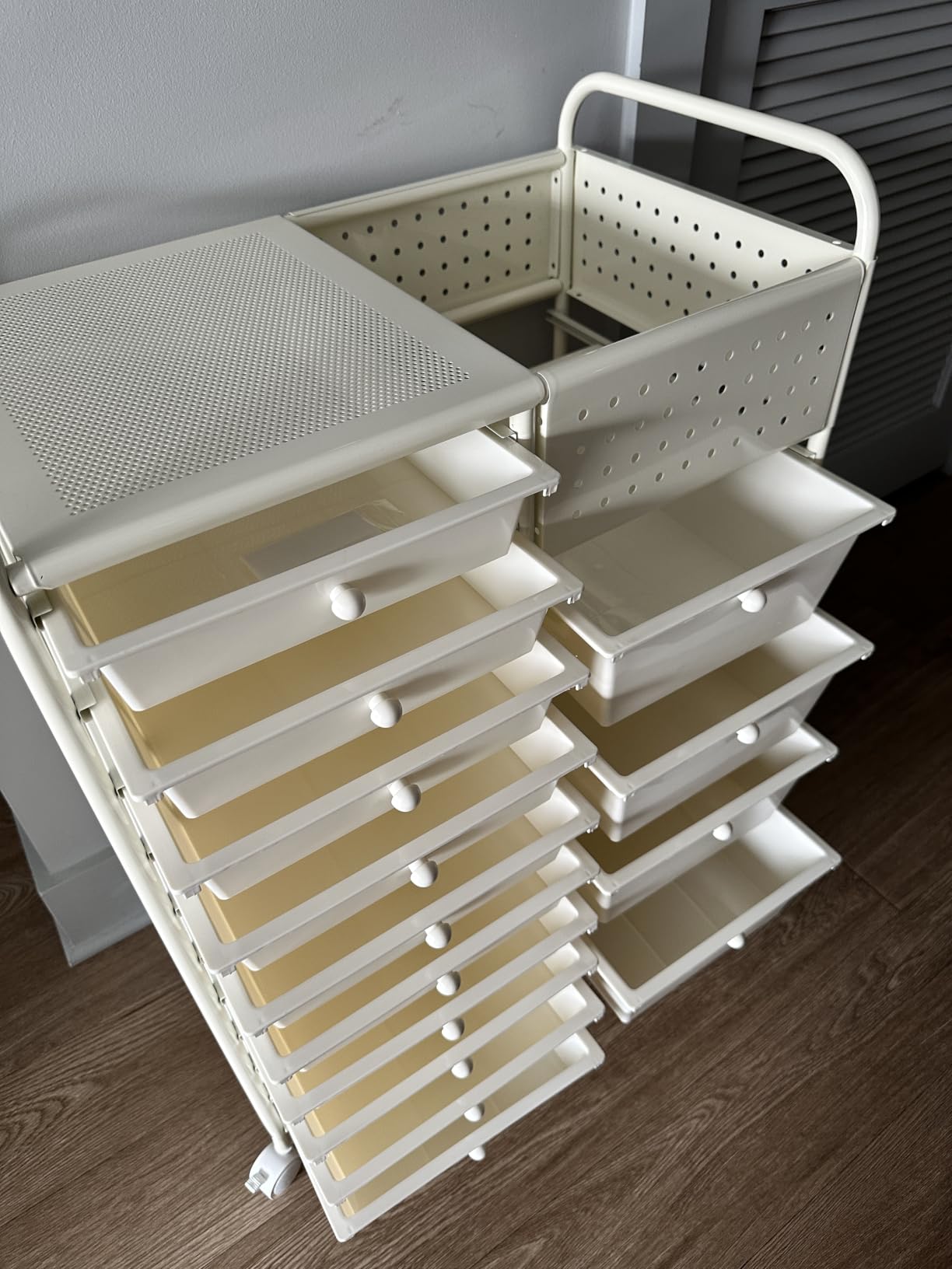 GOFLAME 14-Drawer Rolling Storage Cart with Pegboard, Craft Storage Cart with Lockable Wheels and Metal Frame, Multifunctional Art Cart Supply Storage Organizer for Home Office Classroom, White customer photo 2
