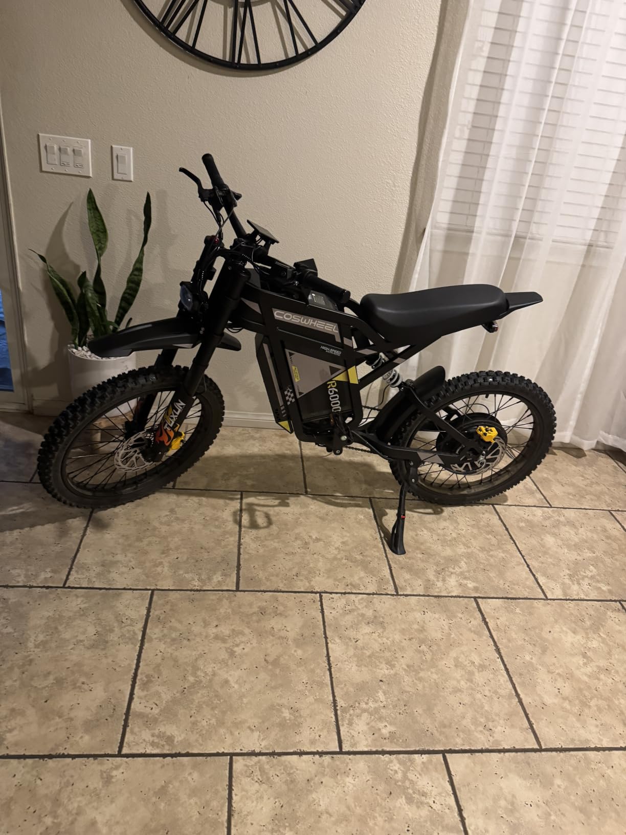 COSWHEEL R6000 Electric Dirt Bike, 7000W Peak Motor Electric Motorcycle customer photo 1