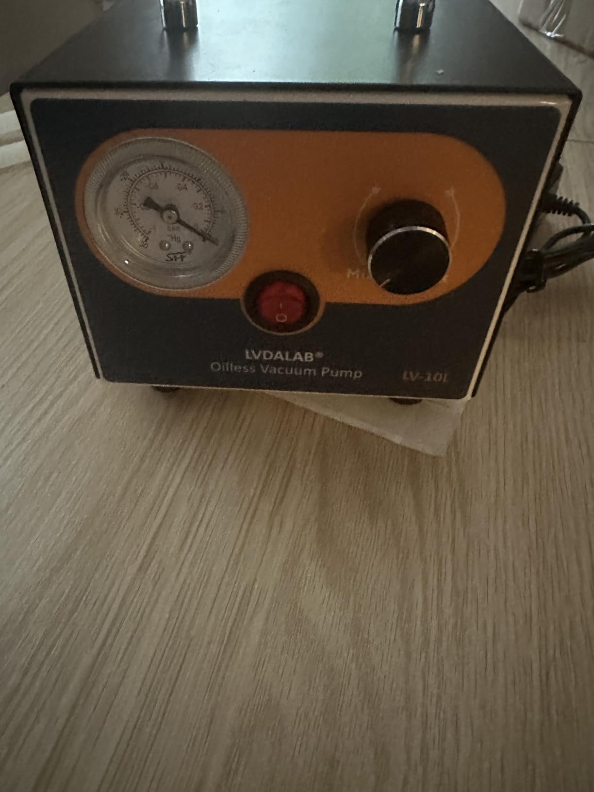 Mini Adjustable 10L/Min Desktop Oil-Free Diaphragm Lab Pump for Filtration customer photo 1