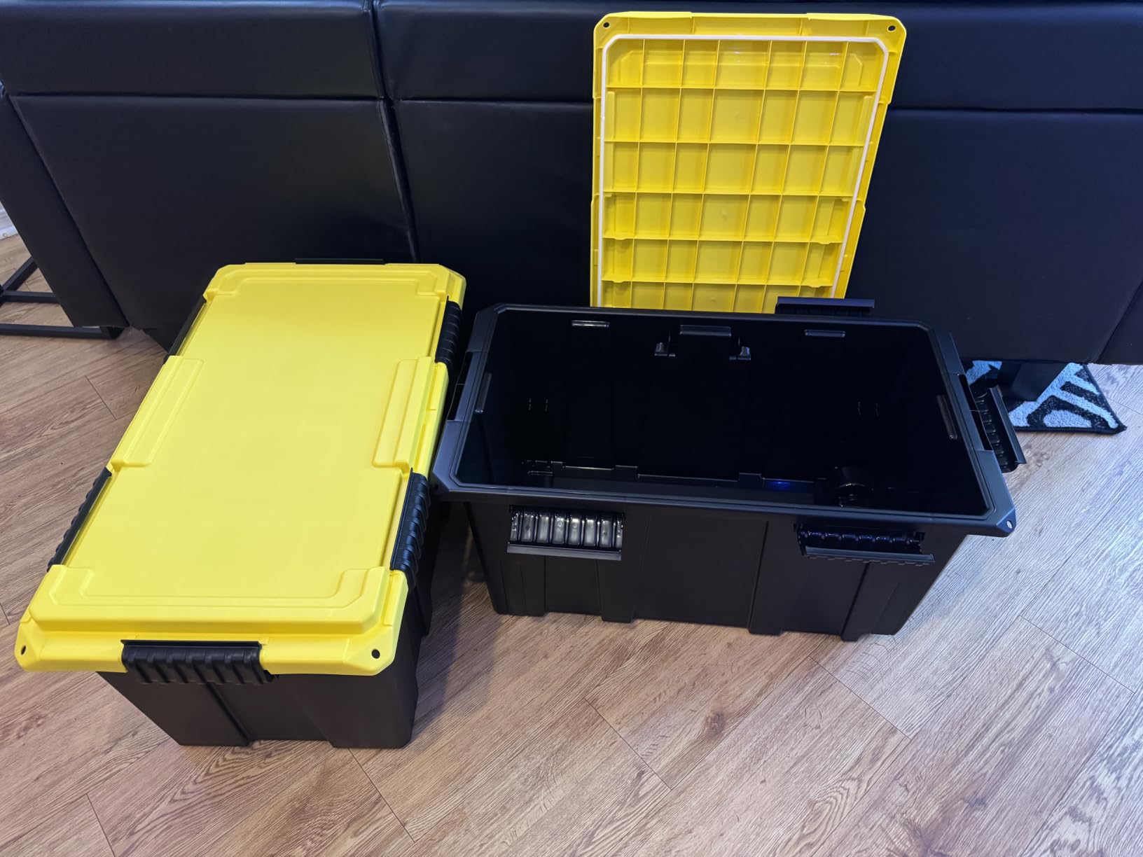 IRIS USA 2-Pack 22 Gal Footlocker Storage Trunk with Wheels, Black/Yellow customer photo 2