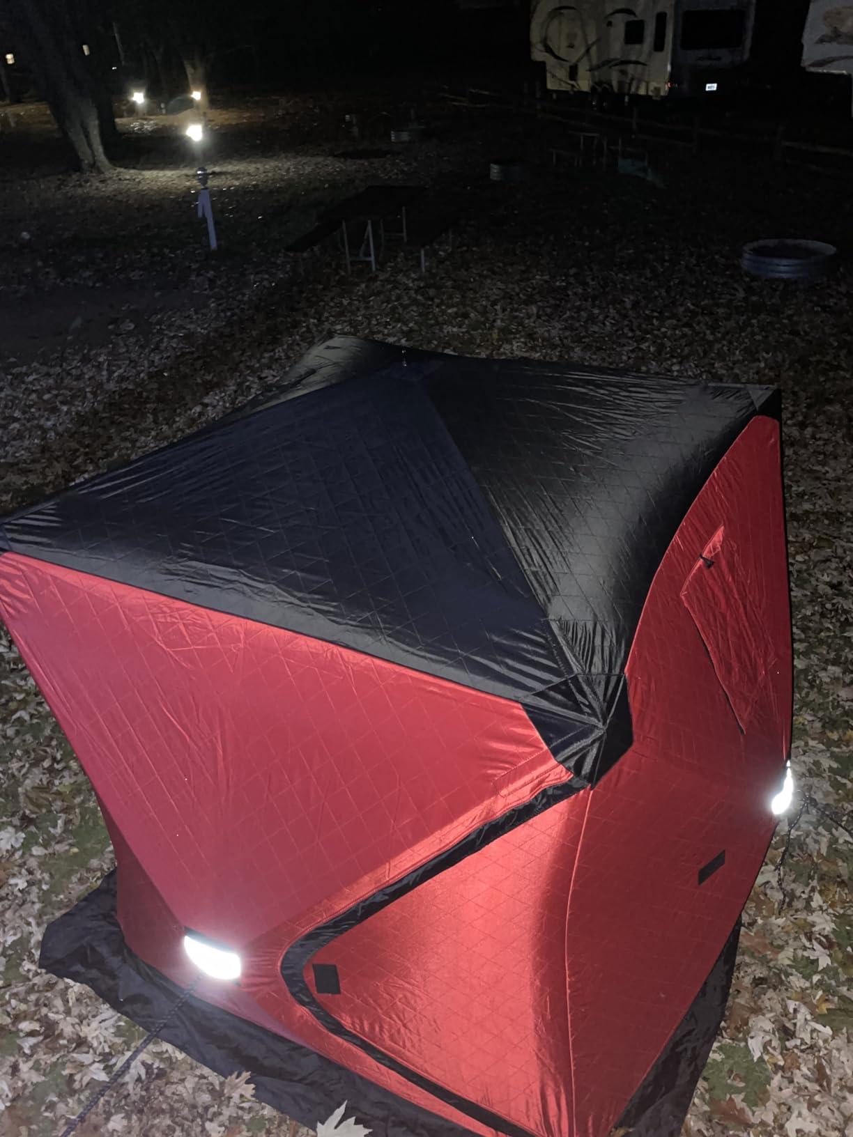 VEVOR Pop Up Ice Fishing Tent, 4-6 Person Large Insulated Shelter, 87x79x78 50sq ft Fishing Area, Portable Hub-Style Shanty for Winter, Ice Cube with Anchors, Ropes, Carrying Bag customer photo 2
