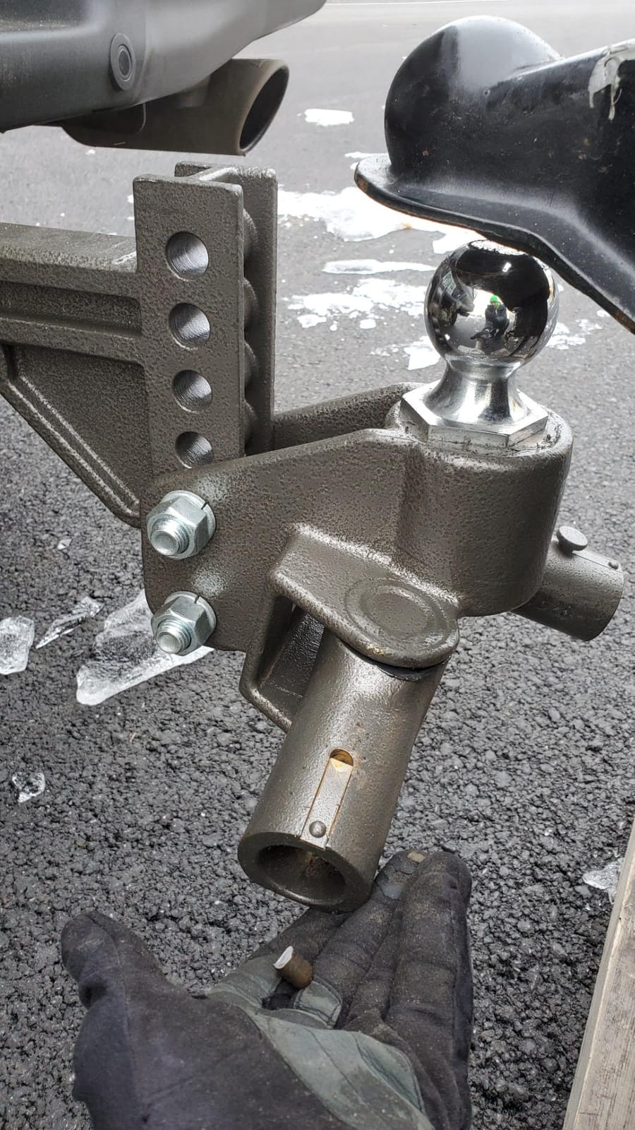Blue Ox BXW1500 SwayPro Weight Distributing Hitch 2″ Receiver for Trailer | 7-Hole Shank | 15,000 lb Maximum Towing | Quick & Easy Setup | Noise-Free Sway Prevention customer photo 2