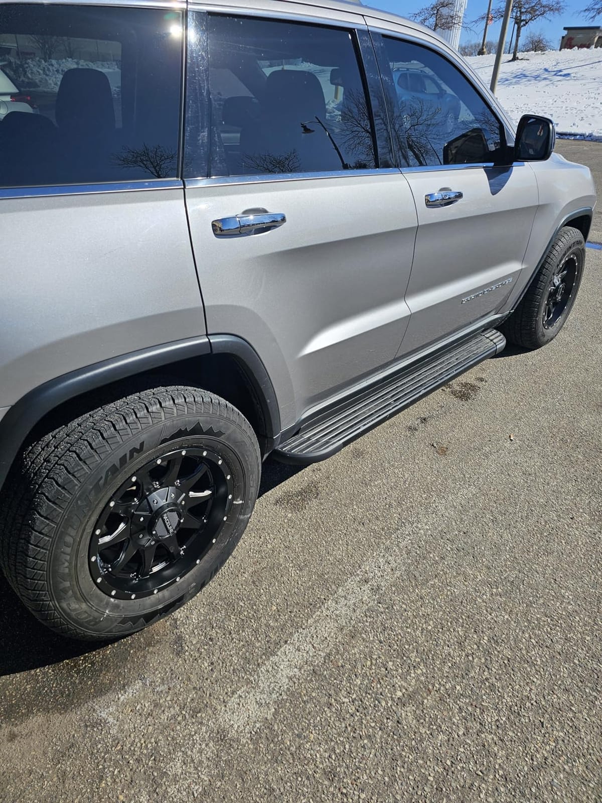 TAC Running Boards Fit 2011-2021 Jeep Grand Cherokee (Include 22 WK & Exclude Limited X/High Altitude/Summit/SRT/SRT8/Trackhawk/Trailhawk/L Model) Value Aluminum SUV Black Nerf Bars Rock Panel 2pcs customer photo 2