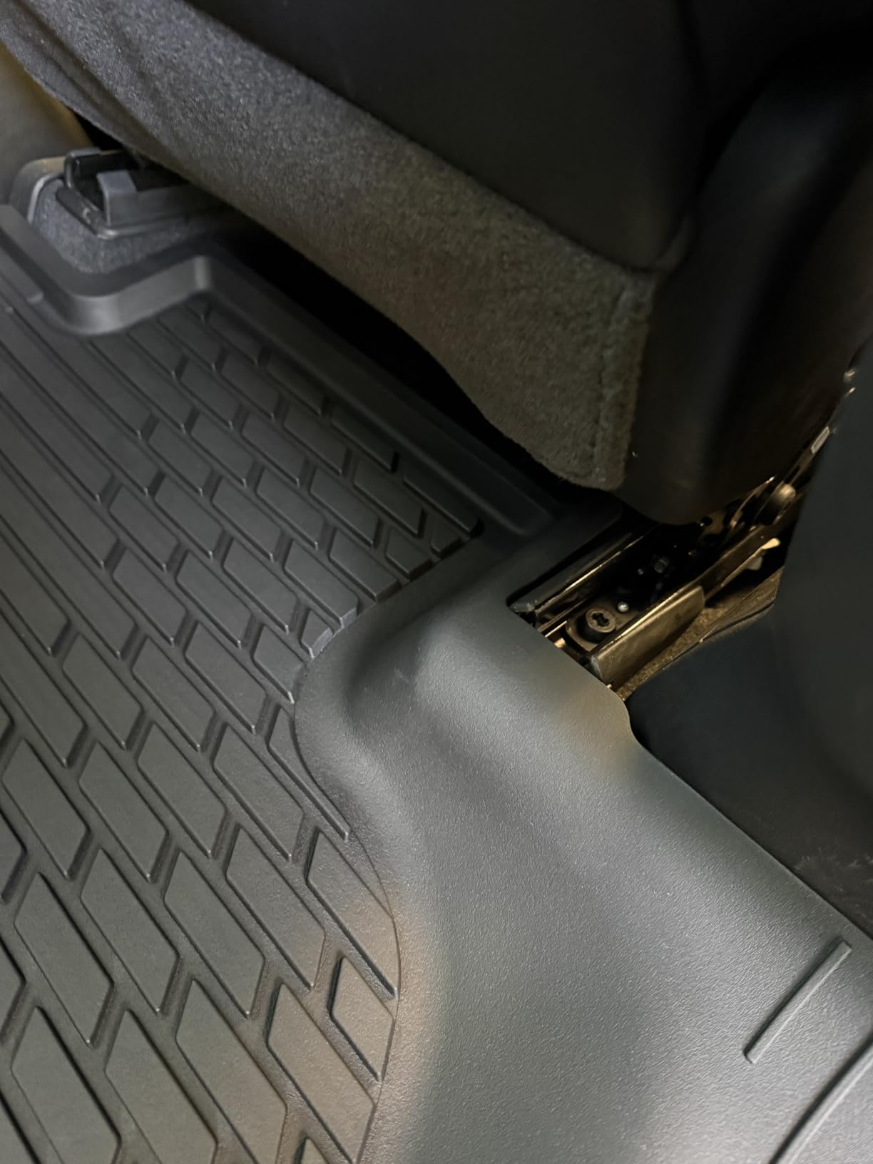3W Floor Mats for 2013-2018 Dodge Ram 1500/2500/3500 Crew Cab customer photo 2