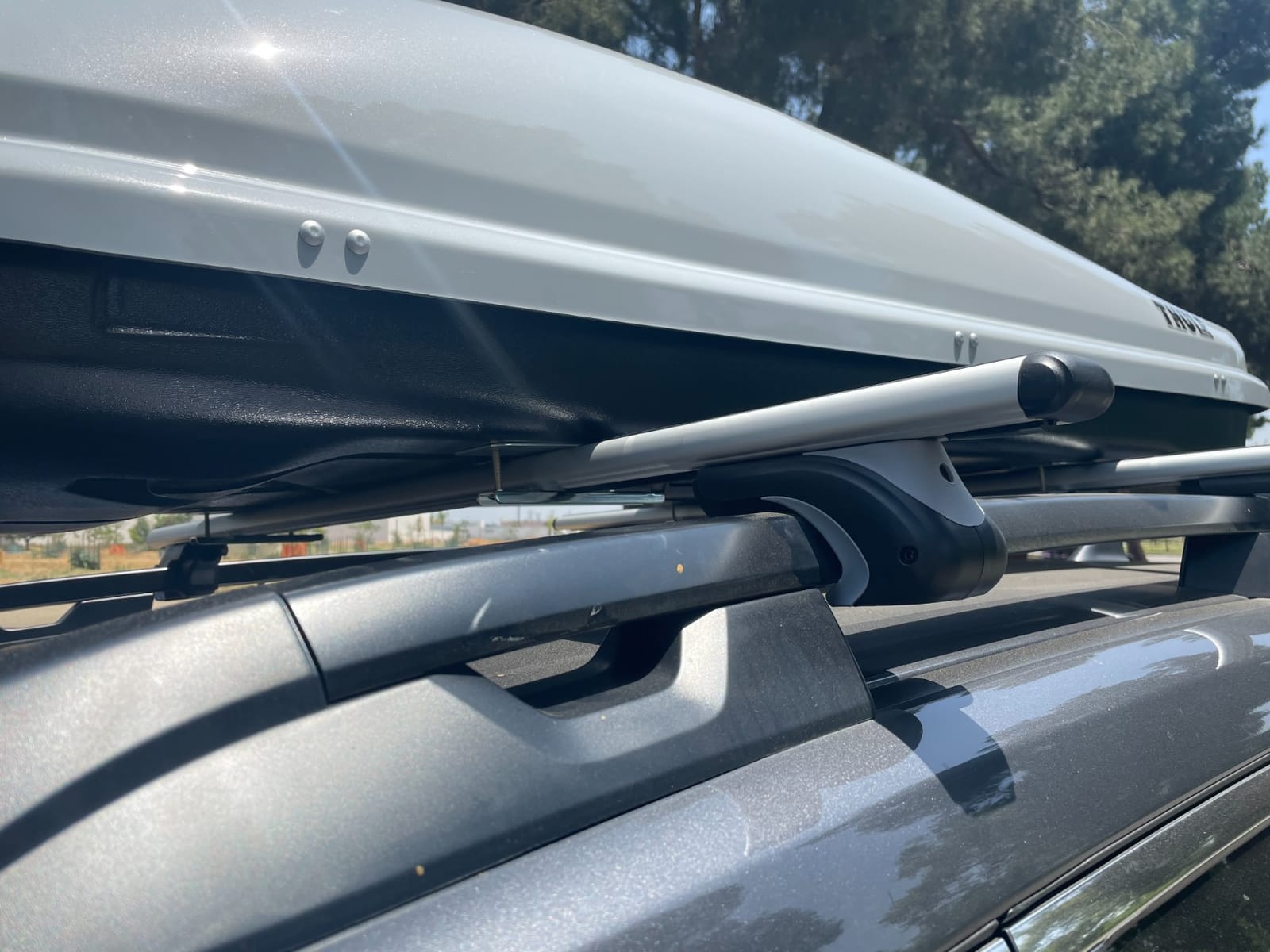Aero Aluminum Universal 56'' Roof Rack Cross Bars, Existing Raised Side Rail with Gap -200 lbs Load Capacity customer photo 2
