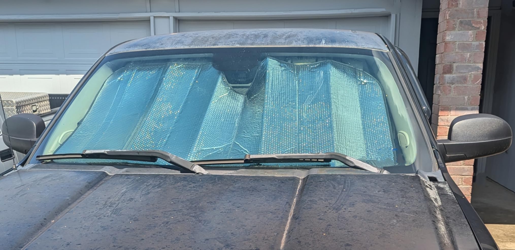 GWUSKDT Car Sun Shade, Sun Protector,Foldable Front Window Shade-Thicken 5-Layer Bubble for Auto Windshield UV Protection and Heat Reflector 58