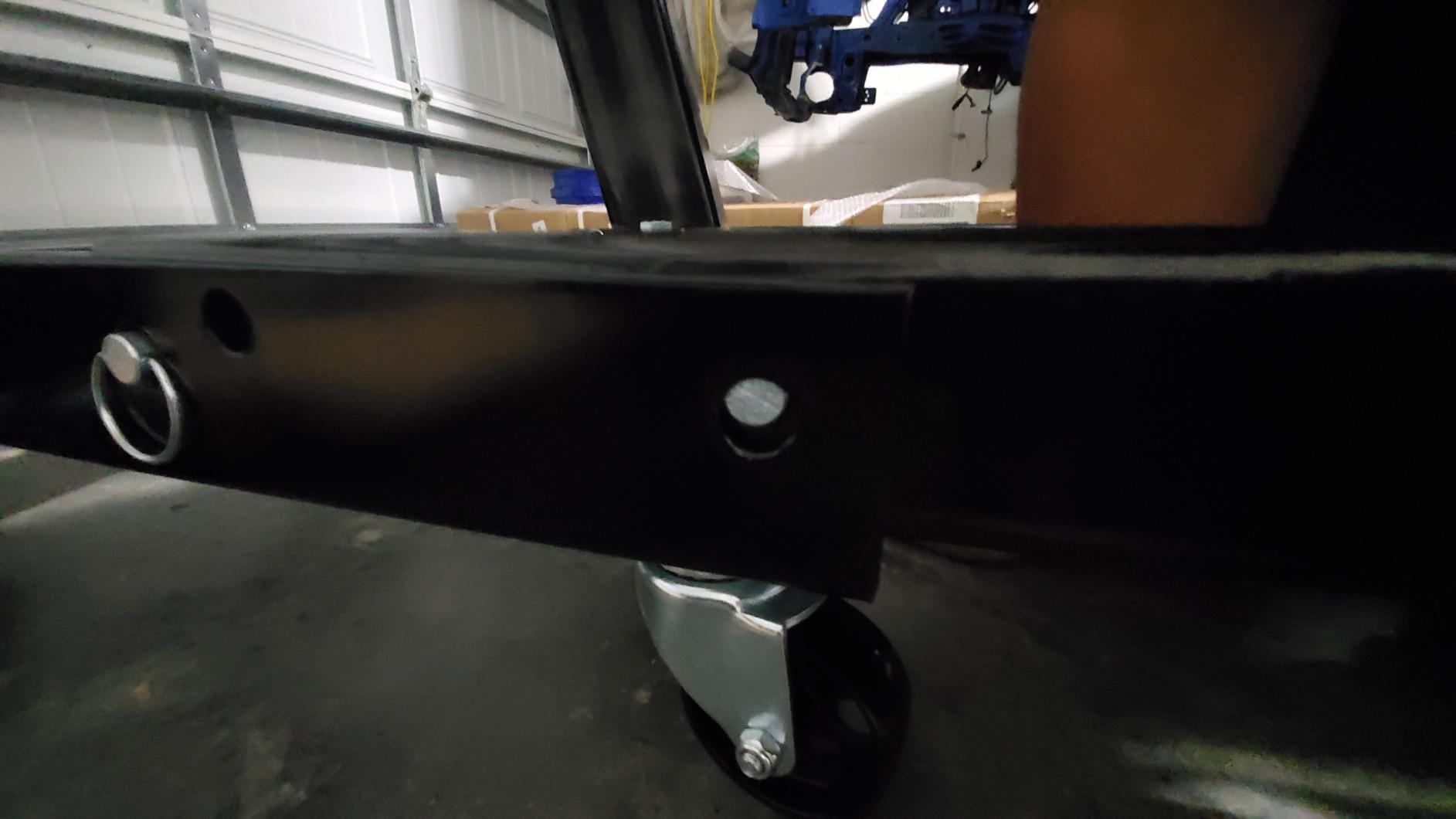 Goplus 2 Ton Folding Engine Lift with 6 Wheels, Heavy Duty Steel Hydraulic Shop Crane, Cherry Picker for Garage, Workshop, 4400 LBS customer photo 1