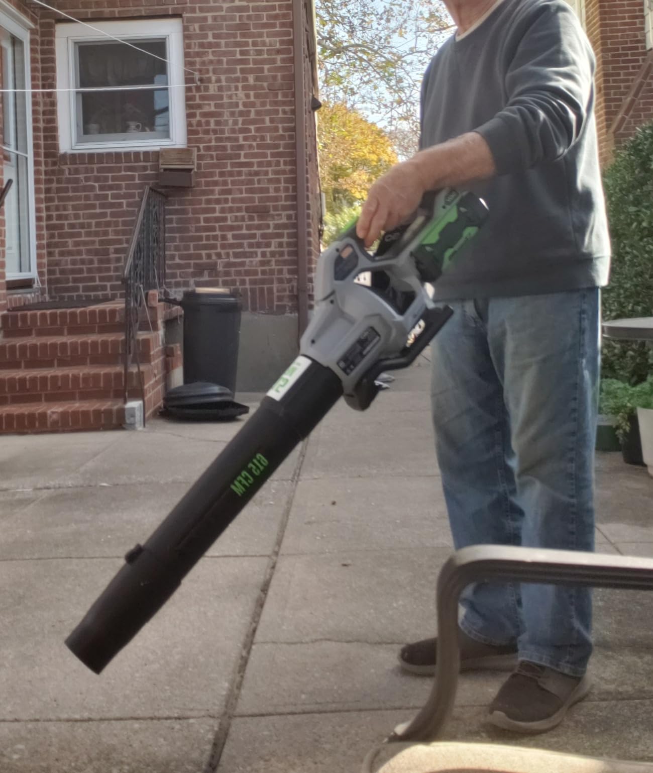 EGO POWER+ Cordless Electric Leaf Blower, 615 CFM, With Battery - LB6151 customer photo 2
