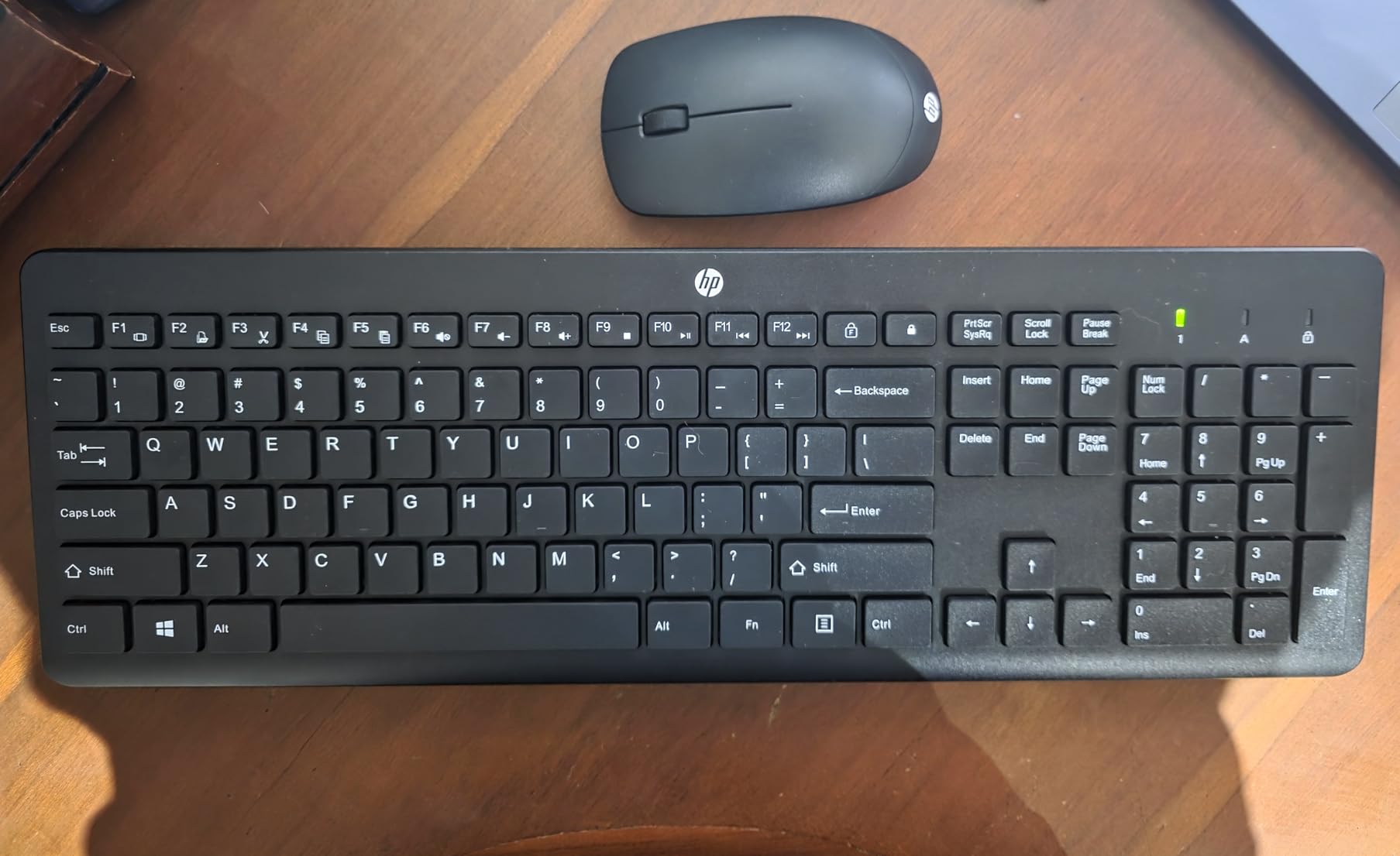 HP 230 Wireless Mouse and Keyboard Combo - 2.4GHz Wireless Connection - Long Battery Life - Durable & Low-Noise Design - Windows & Mac OS - Adjustable 1600 DPI - Numeric Keypad (18H24AA#ABA) customer photo 1