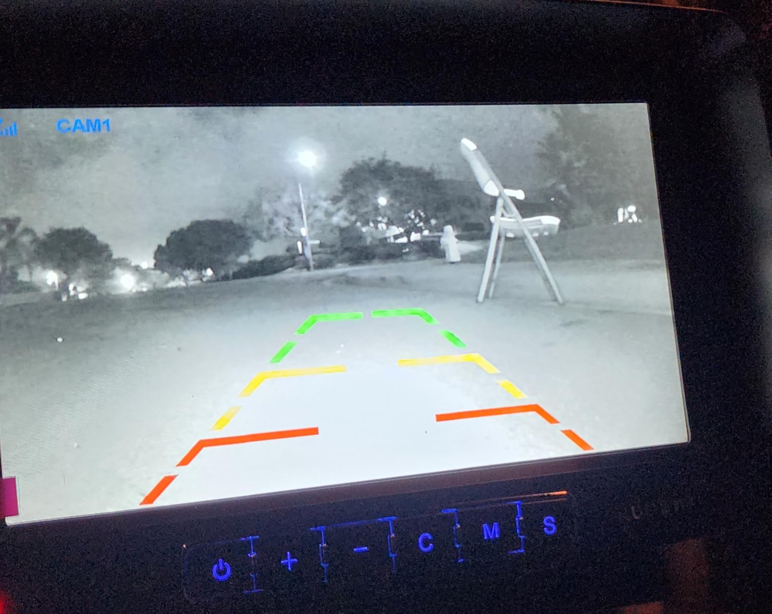 Wireless Backup Camera, 7 Inch Monitor Rear View Camera System for RV, Trailers, Trucks, 5th Wheels, Support 2 Cameras, IP69 Waterproof 18 LED IR Night Vision 152° View Camera, DIY Guide Lines customer photo 1