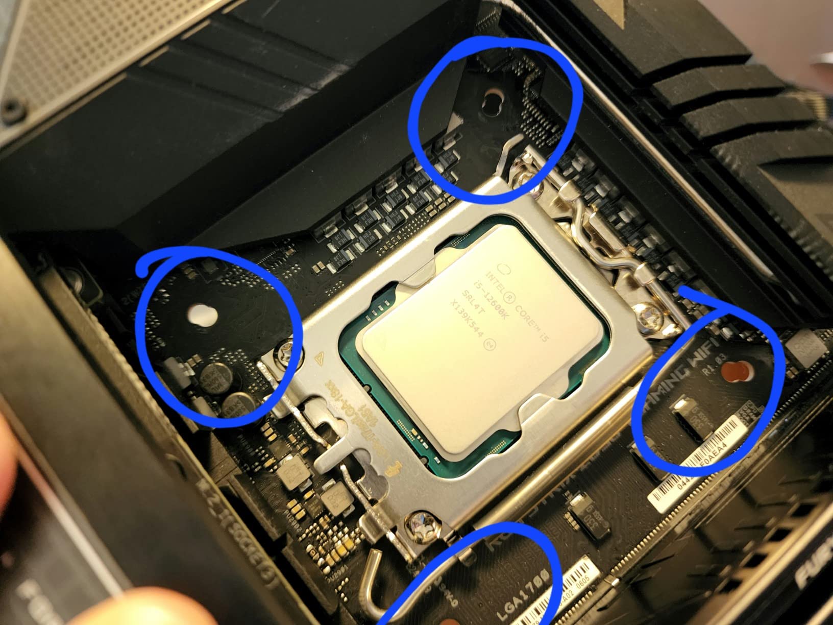 Noctua NH-L9i-17xx, Quiet High-Performance Low-Profile CPU Cooler customer photo 2