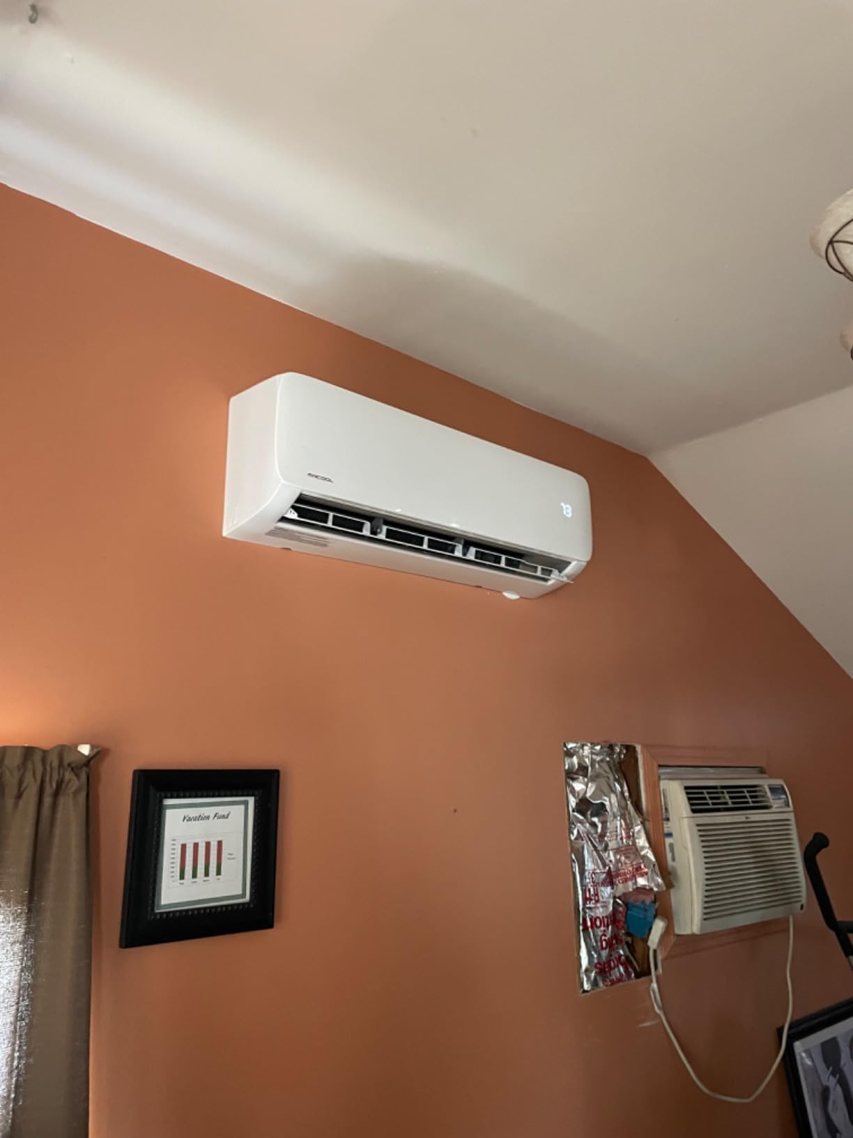 MRCOOL 18000 BTU Ductless Inverter Mini Split Air Conditioner & Heat Pump customer photo 2