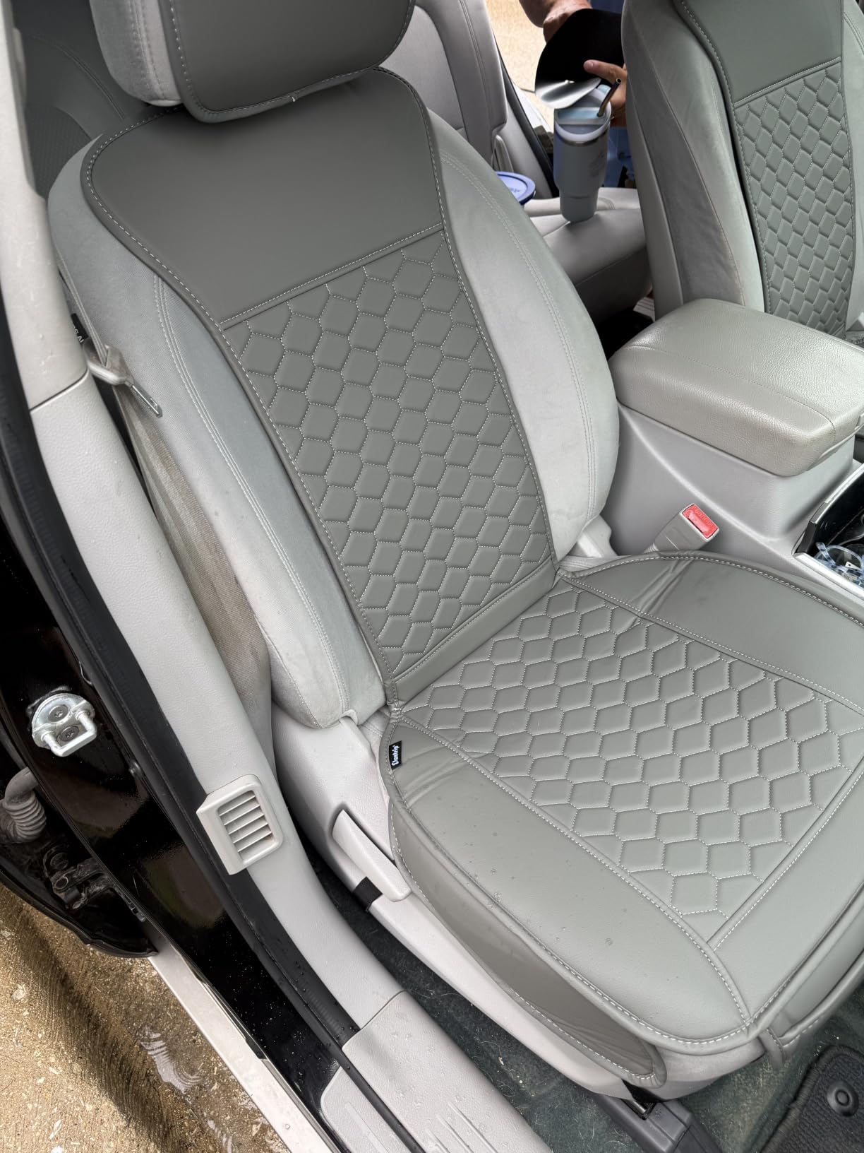 Elantrip Leather Car Seat Covers Front 2PC Waterproof Universal Fit Black customer photo 1