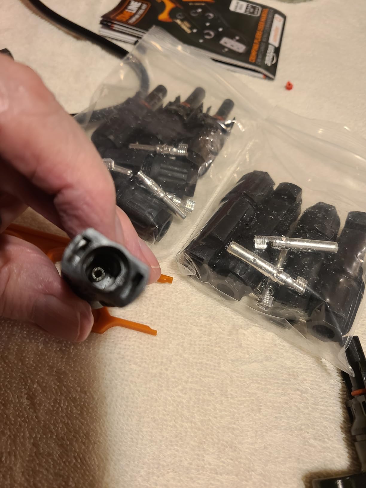 SOMELINE Solar Connector Crimping Tool Kit, 14-10 AWG Crimper for Solar Panel Cables, Tool Kit with 12 Pairs of Solar Connectors and Wrench and Stripper and Crimper, Solar Panel Connectors customer photo 1