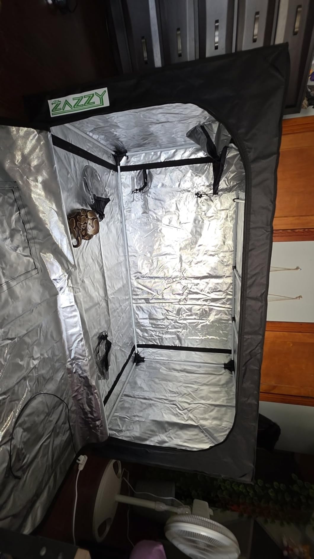 zazzy 8x8 Large Grow Tent 96