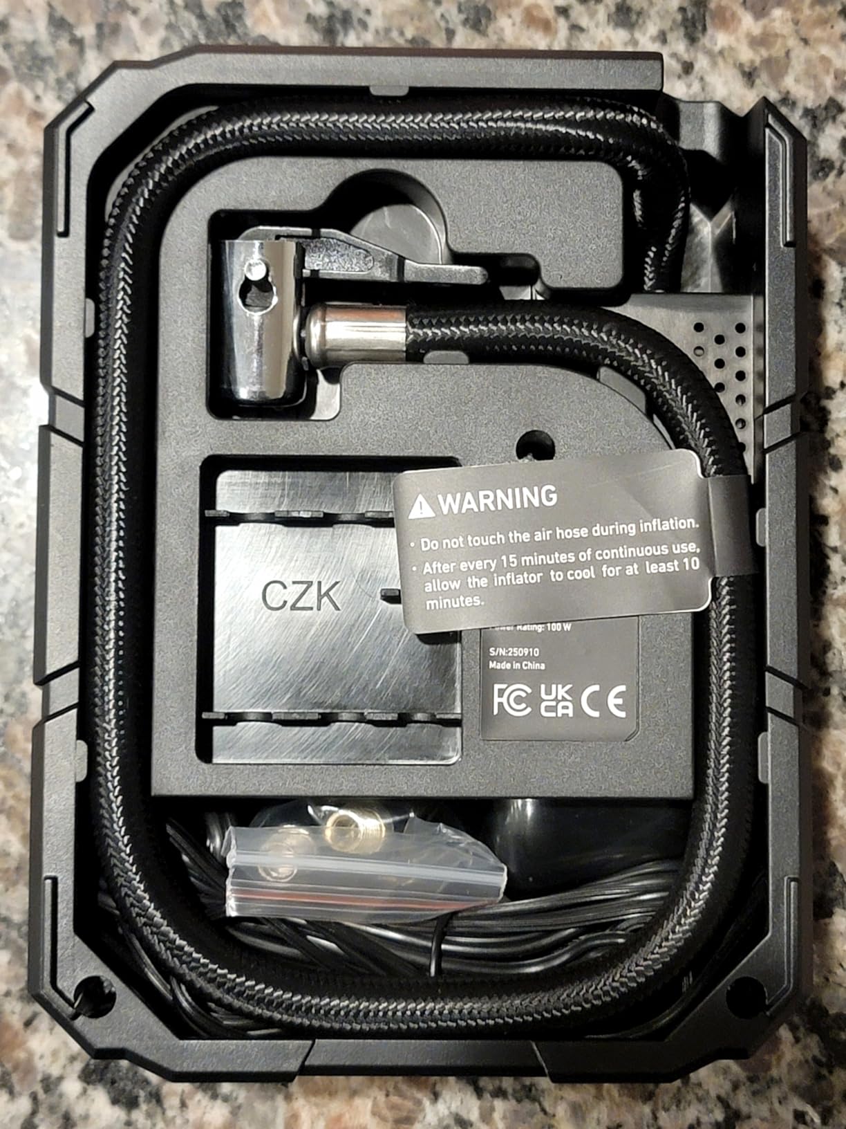 AstroAI S1 Tire Inflator Portable Air Compressor 12V DC with Digital Gauge customer photo 1