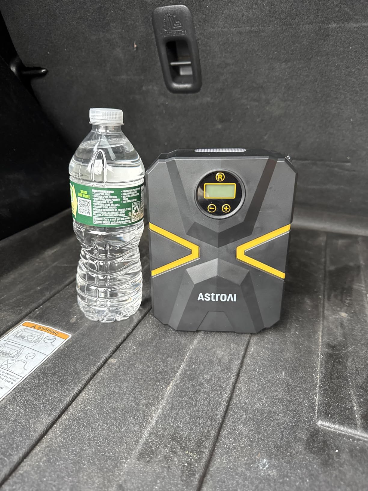 AstroAI S1 Tire Inflator Portable Air Compressor 12V DC with Digital Gauge customer photo 2