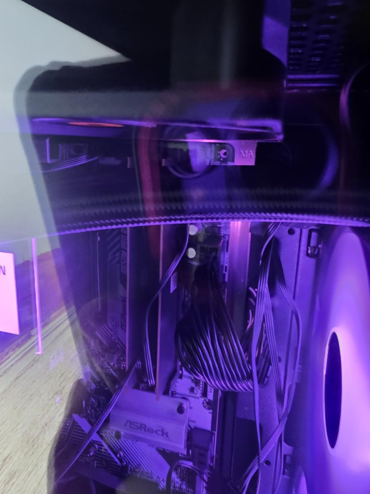 Asrock B650M Pro RS AMD Socket AM5 Ryzen 7000/8000/9000 Series DDR5 7200+ (OC) MHz 256GB M.2 Key E for WiFi SATA3 6.0 Gb/s Micro ATX Motherboard 2.5G LAN BIOS Flashback customer photo 1