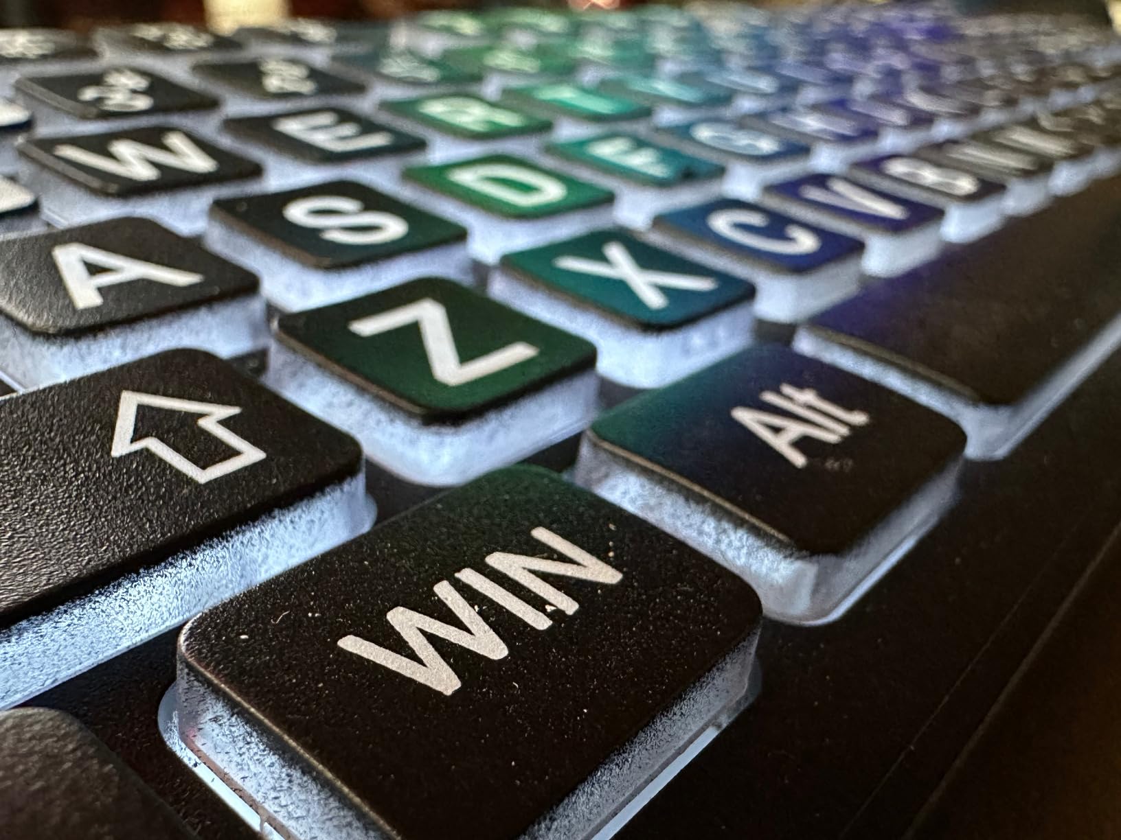 Large Print Backlit Wireless Keyboard and Mouse, 2.4G Full Size Keyboard and Mouse Combo with Big Letters and Backlight Key, Easy to See Big Letters, Light Up Keyboard for Windows, PC, Laptop, Desktop customer photo 2