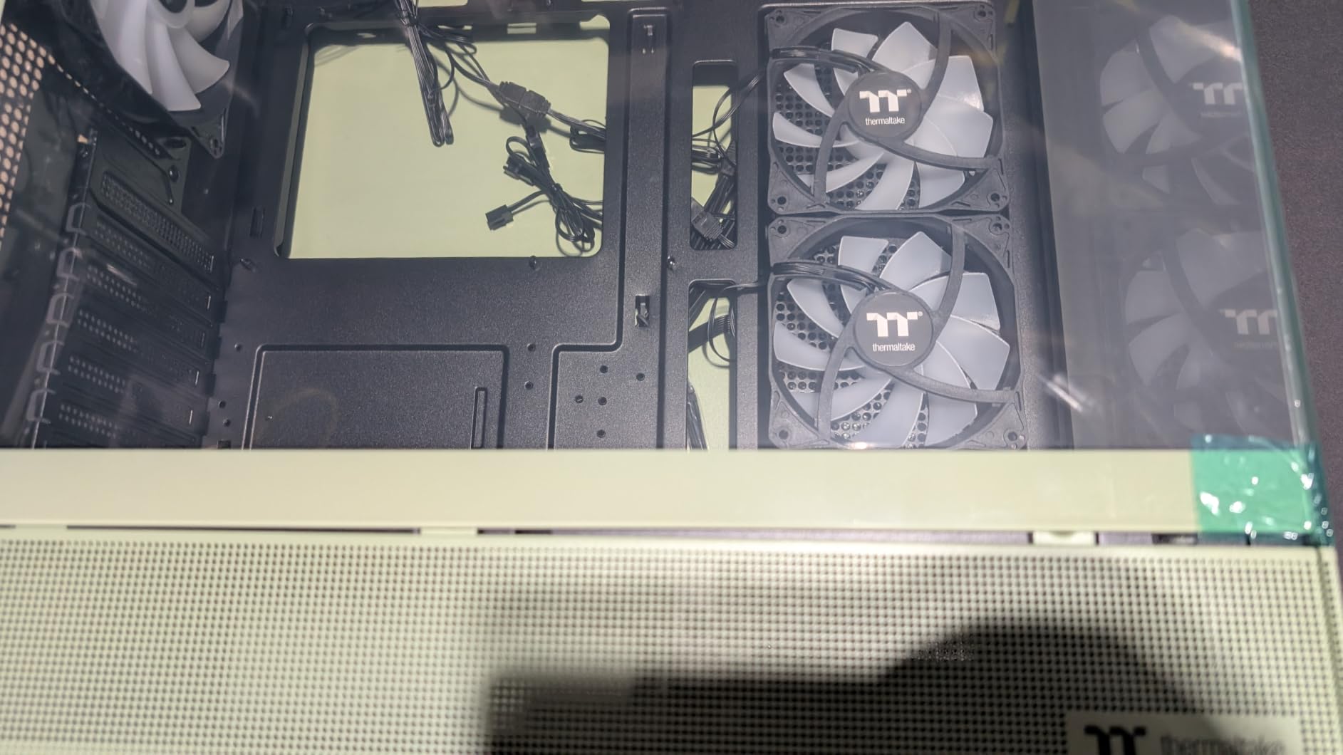 Thermaltake View 270 Plus TG ARGB Black Mid Tower E-ATX Case; 3x120mm ARGB Fans Included; Support Up to 360mm Radiator; Front & Side Dual Tempered Glass Panel; CA-1Y7-00M1WN-01; 3 Year Warranty customer photo 1