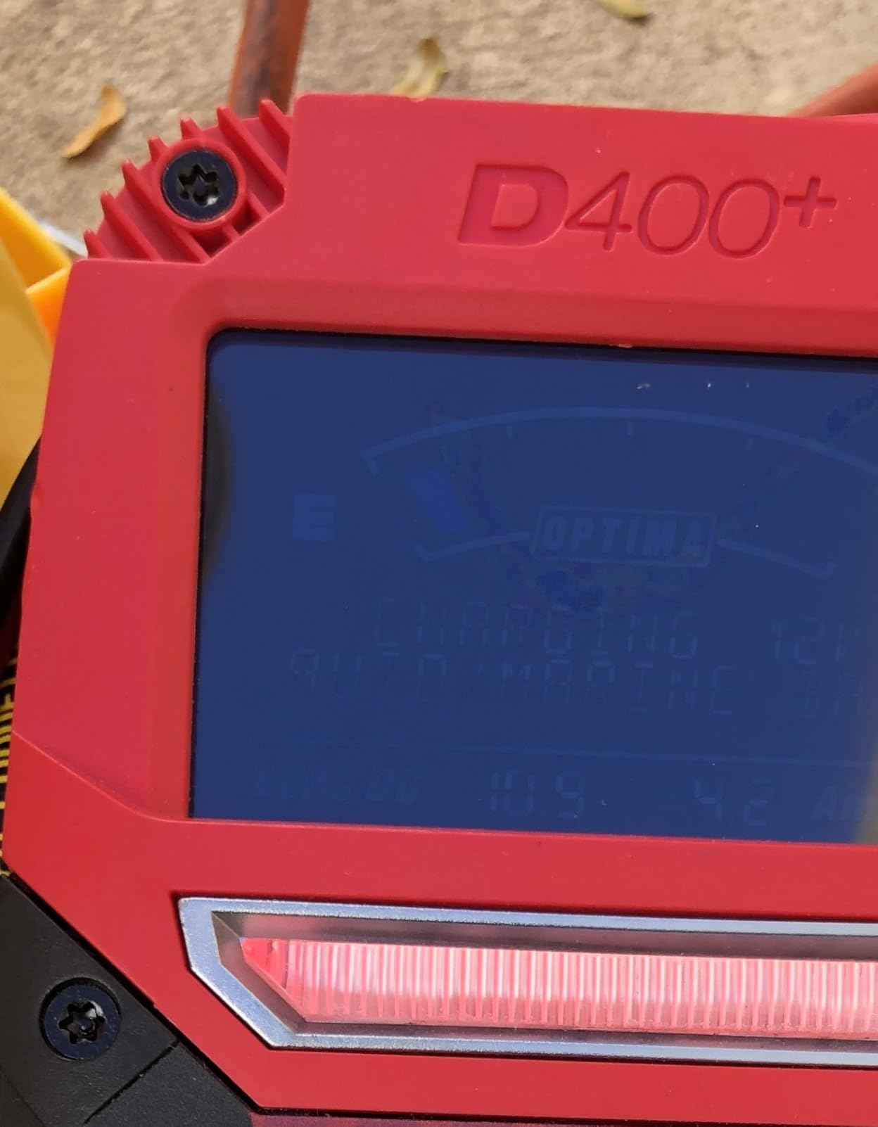 OPTIMA® Batteries Digital 400+ 12 Volt Battery Maintainer and Charger customer photo 1