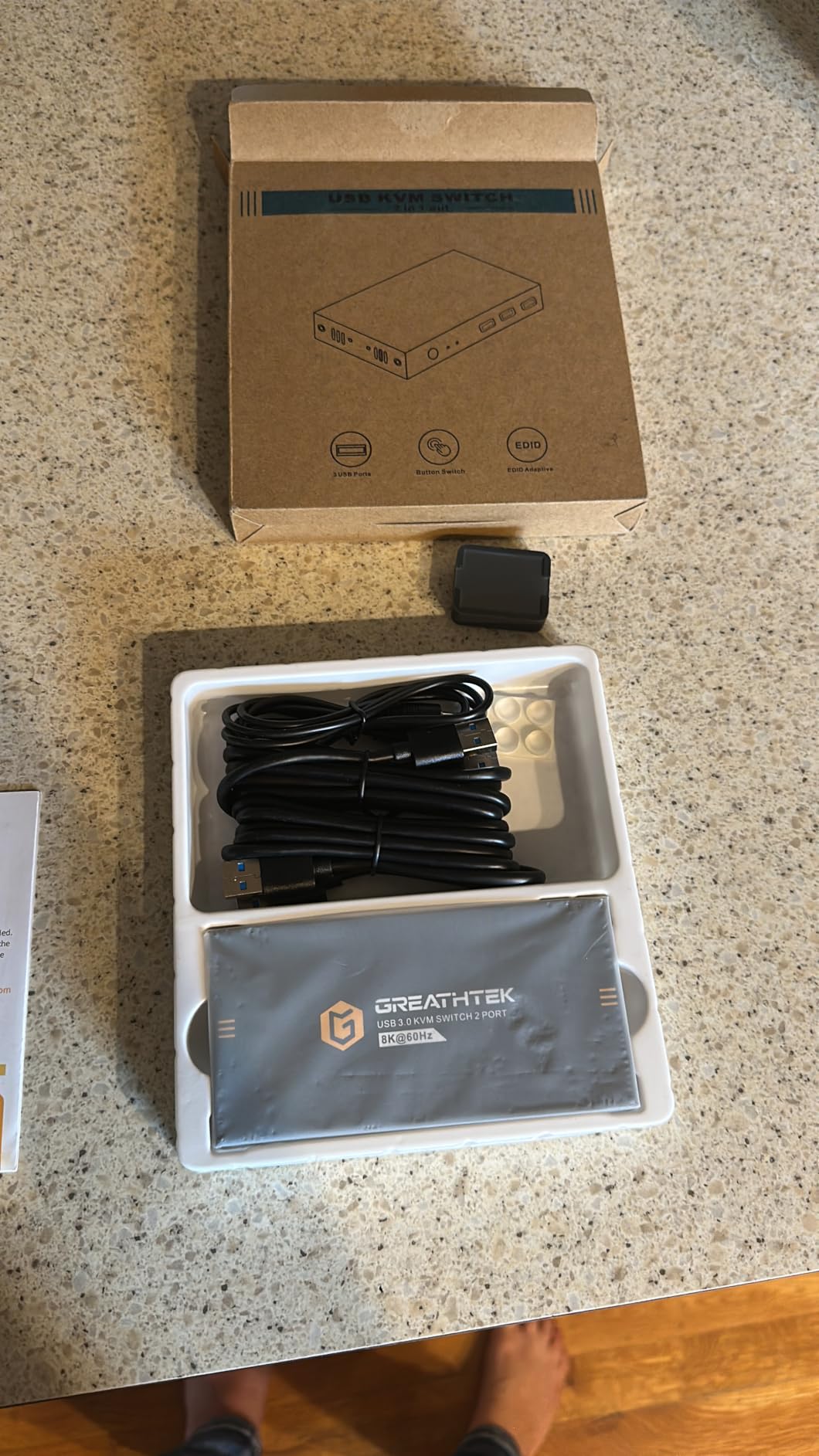 Hearvo USB 3.0 HDMI KVM Switch for 2 Computers 1 Monitor, 4K@60Hz, S7232H customer photo 2