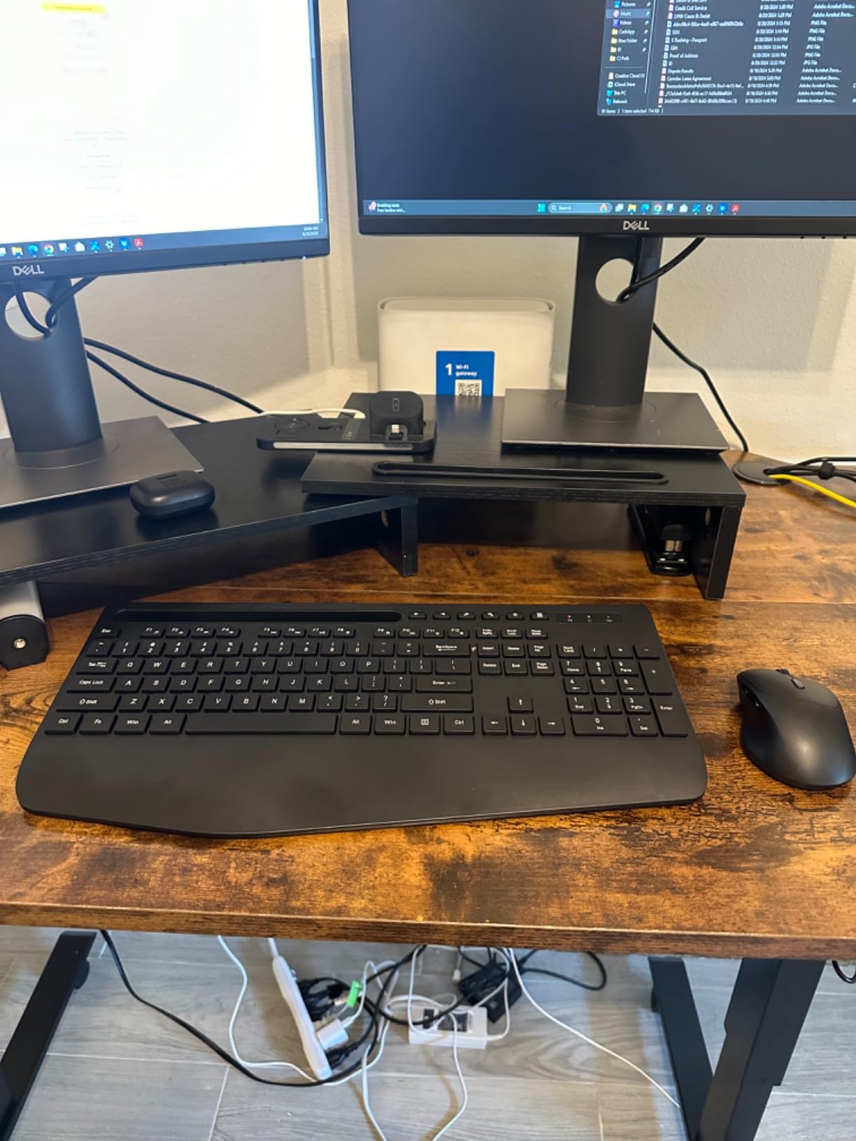 SABLUTE Wireless Keyboard and Mouse Combo with Large Print, Ergo Wrist Rest customer photo 1