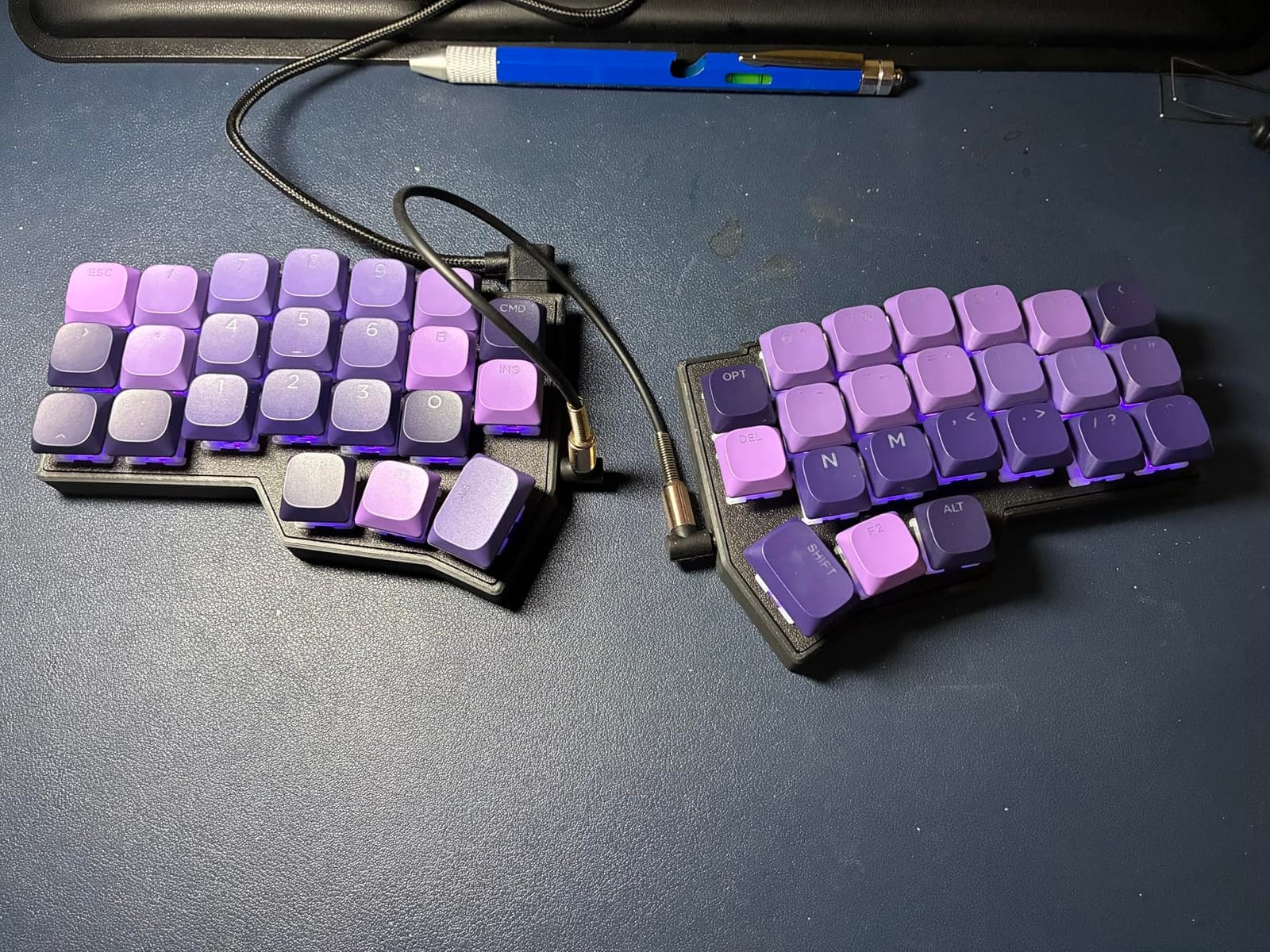 YMDK Split Keyboard Corne V4.1 46 Keys Ergonomic Hotswappable 40% Layout 3D PLA RGB QMK Vial All Key Programmable Mini Independent Gaming Keyboard Kit customer photo 1