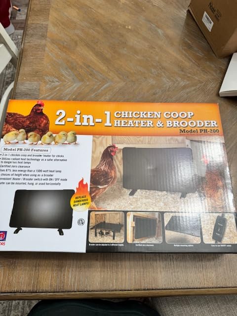 Farm Innovators 2-in-1 Radiant Chicken Coop Panel Heater, 200 Watts customer photo 2