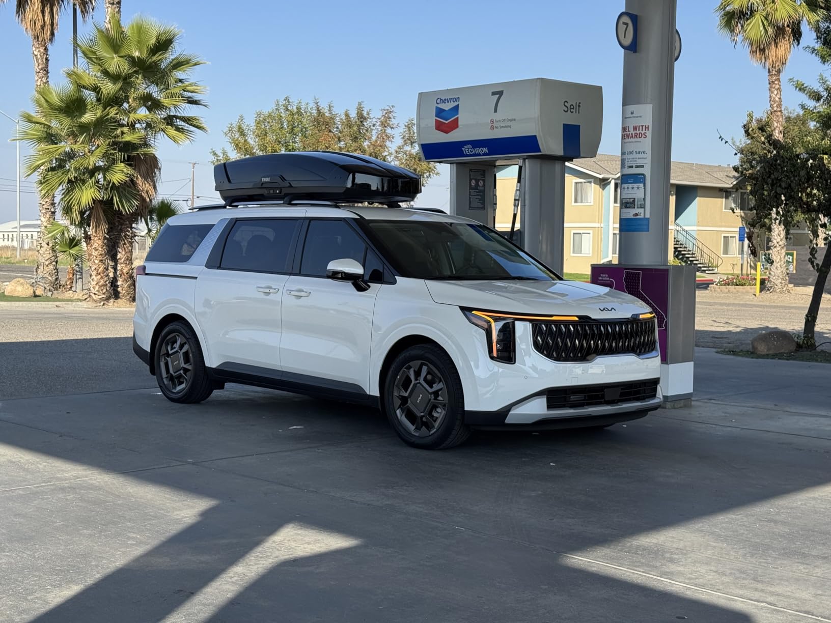 FengYu 300lb Roof Rack Cross Bars for Chevy Chevrolet Traverse 2022-2026 customer photo 2