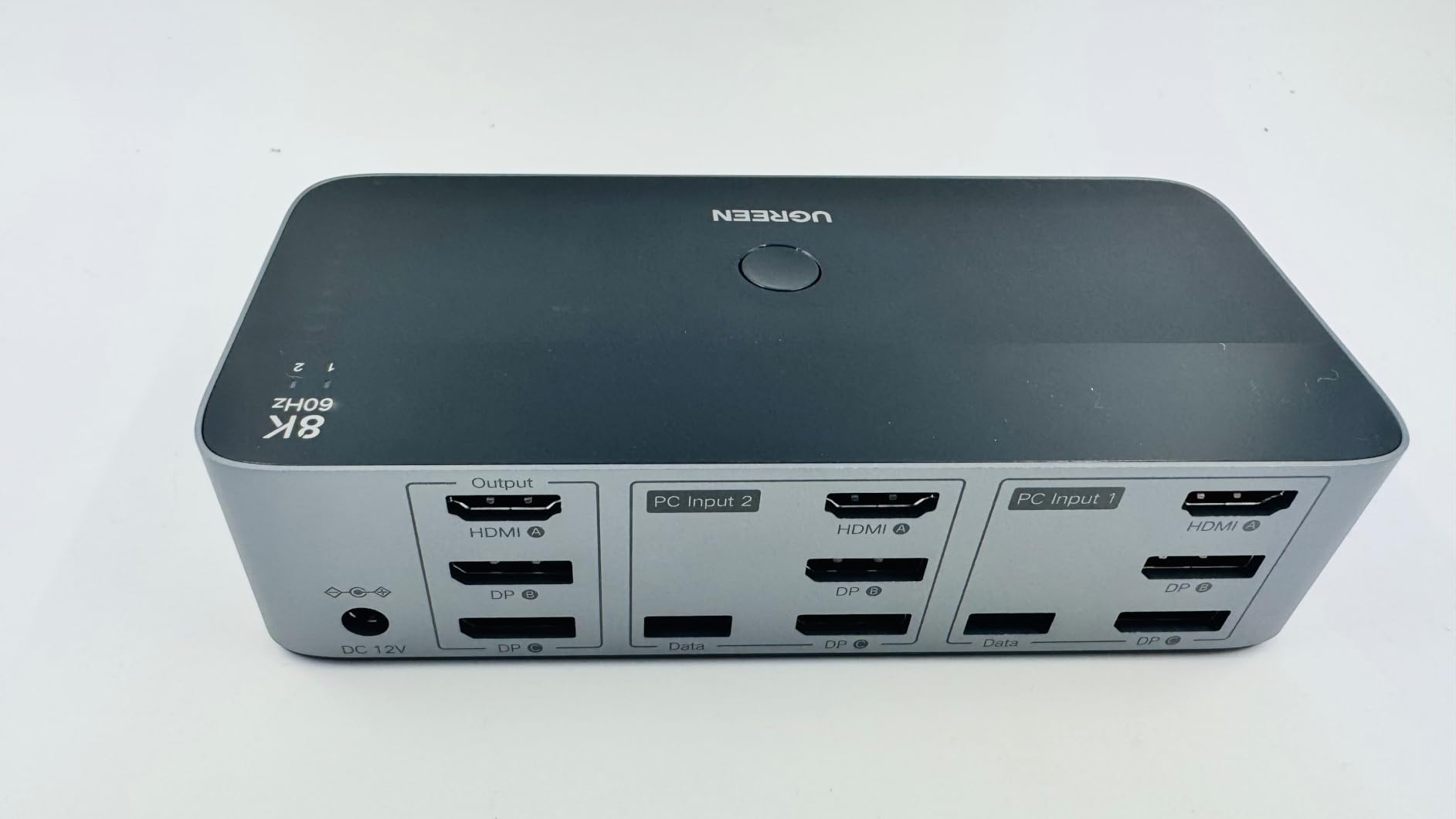 UGREEN 8K@60Hz HDMI Displayport KVM Switch 3 Monitors 2 Computers, Aluminum customer photo 1
